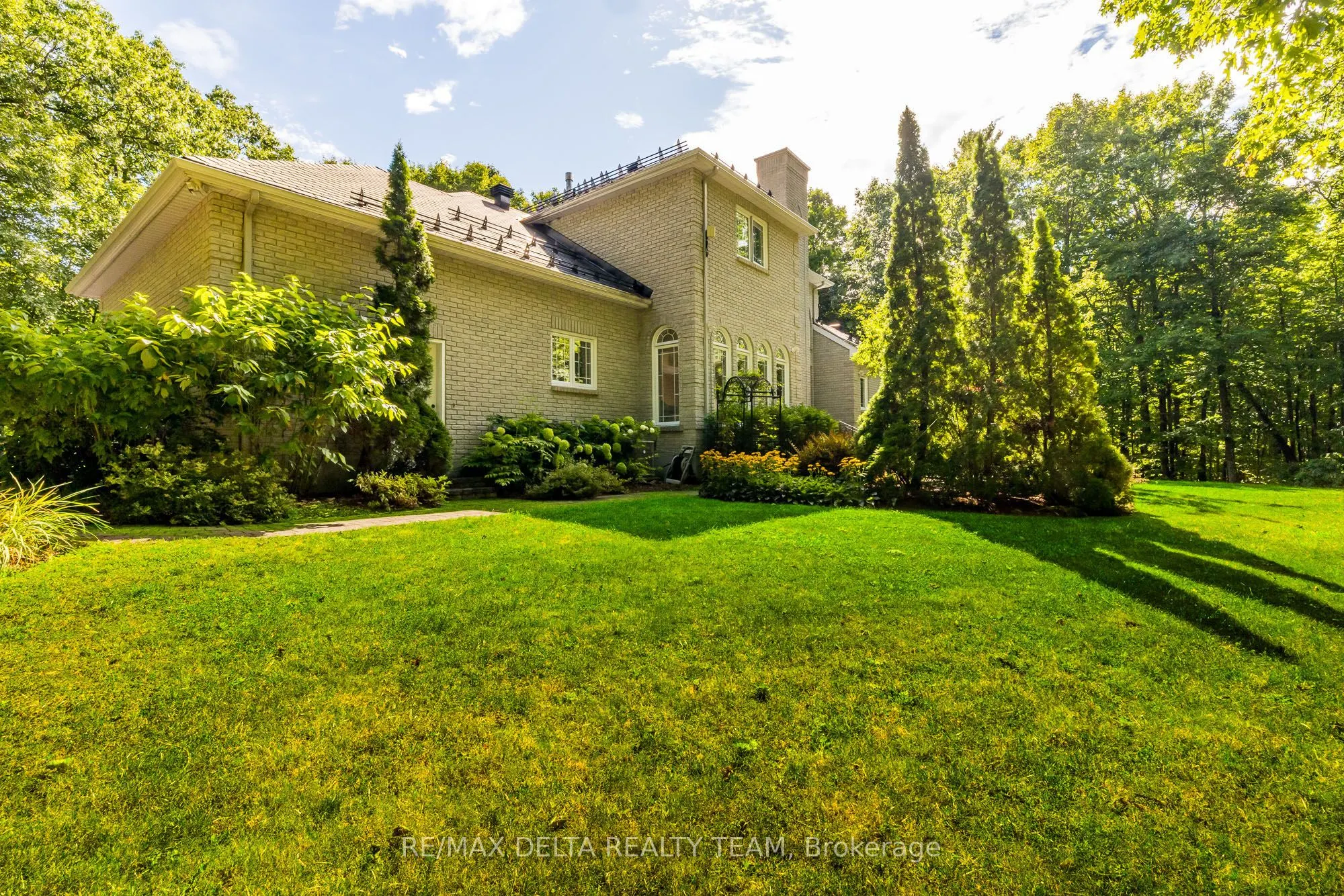 1340 Georges Vanier Drive