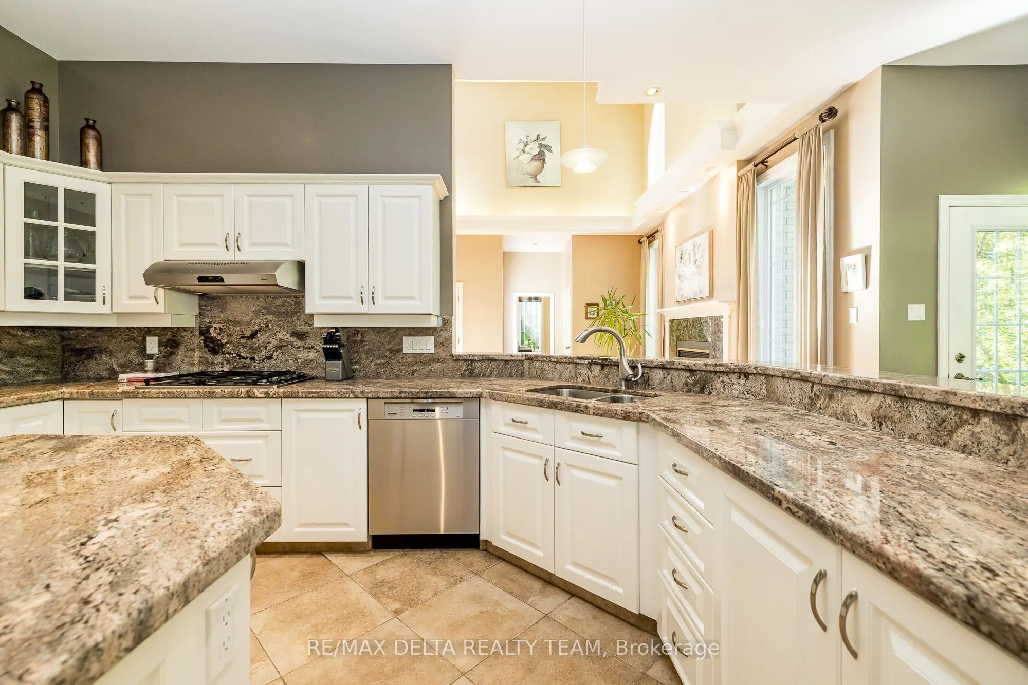 1340 Georges Vanier Drive