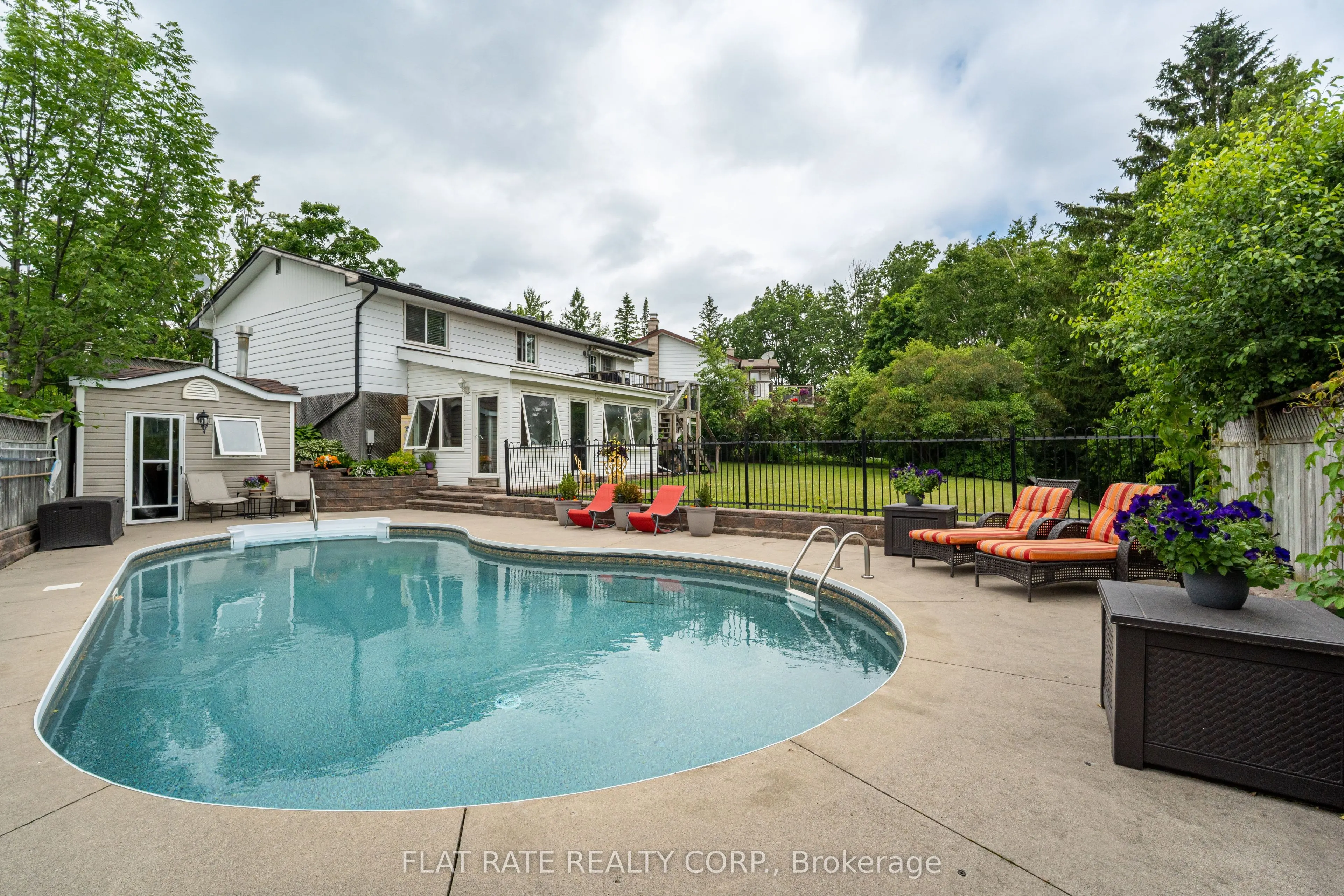 1726 STEWARTCROFT Crescent