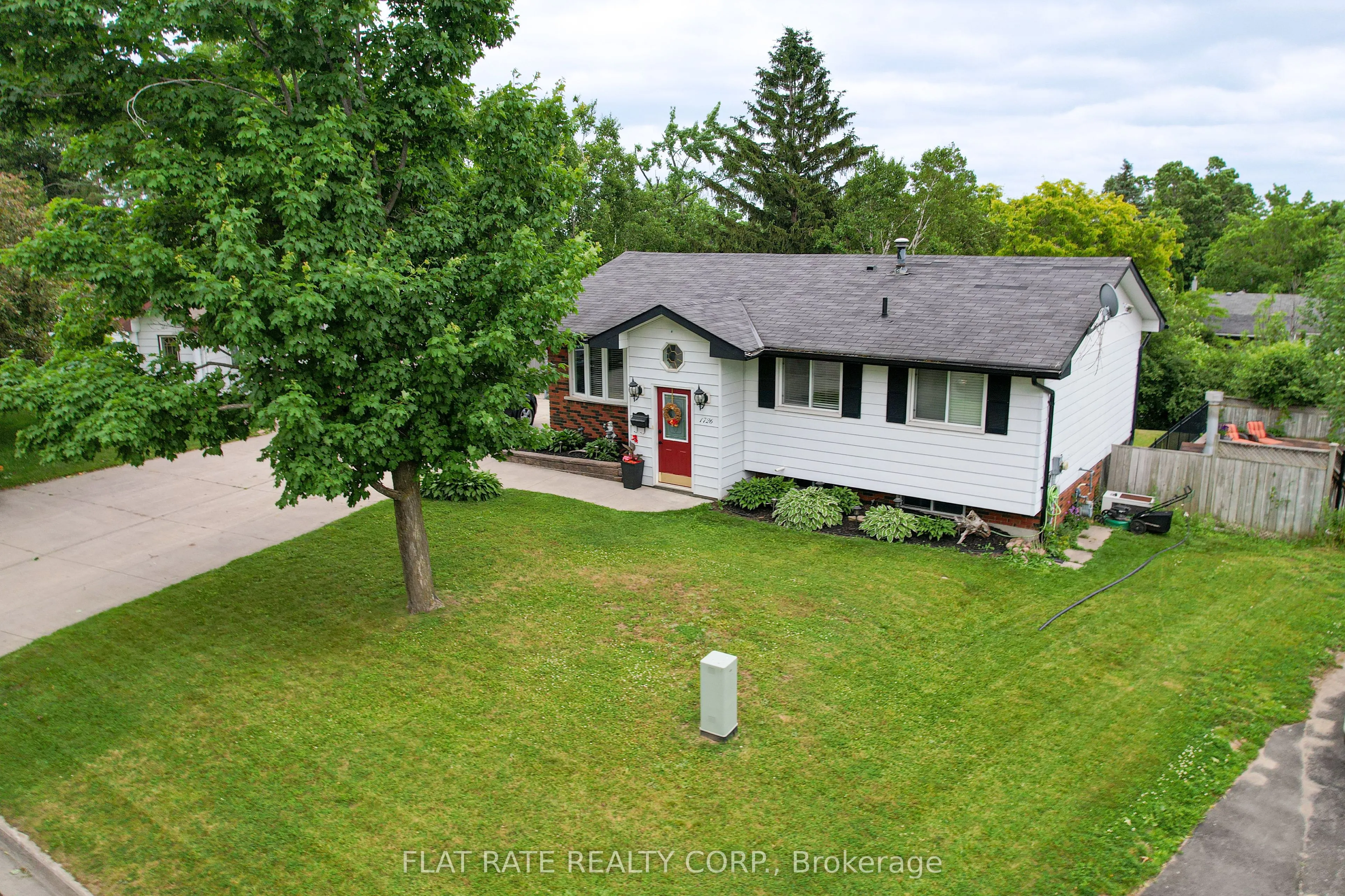 1726 STEWARTCROFT Crescent