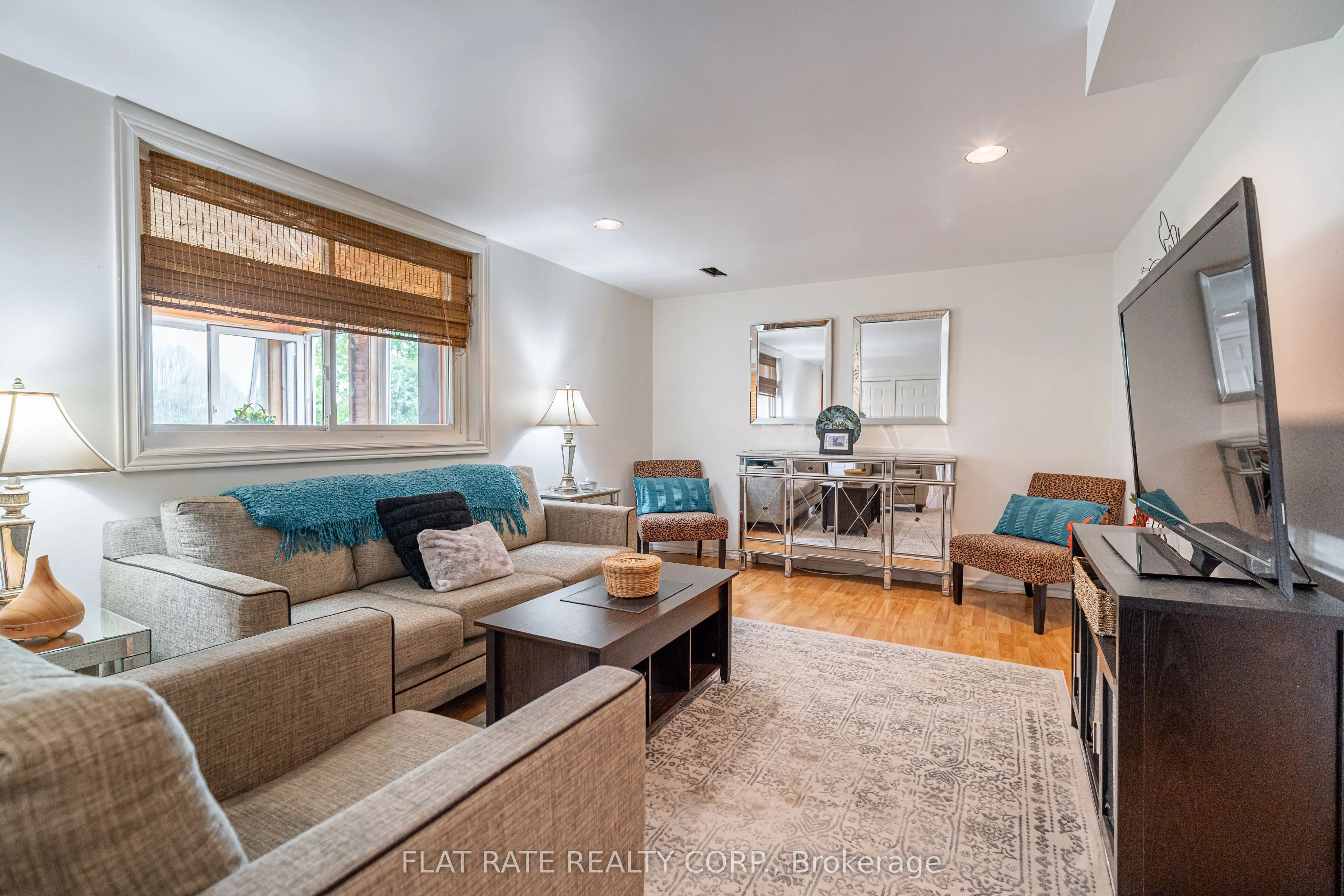 1726 STEWARTCROFT Crescent