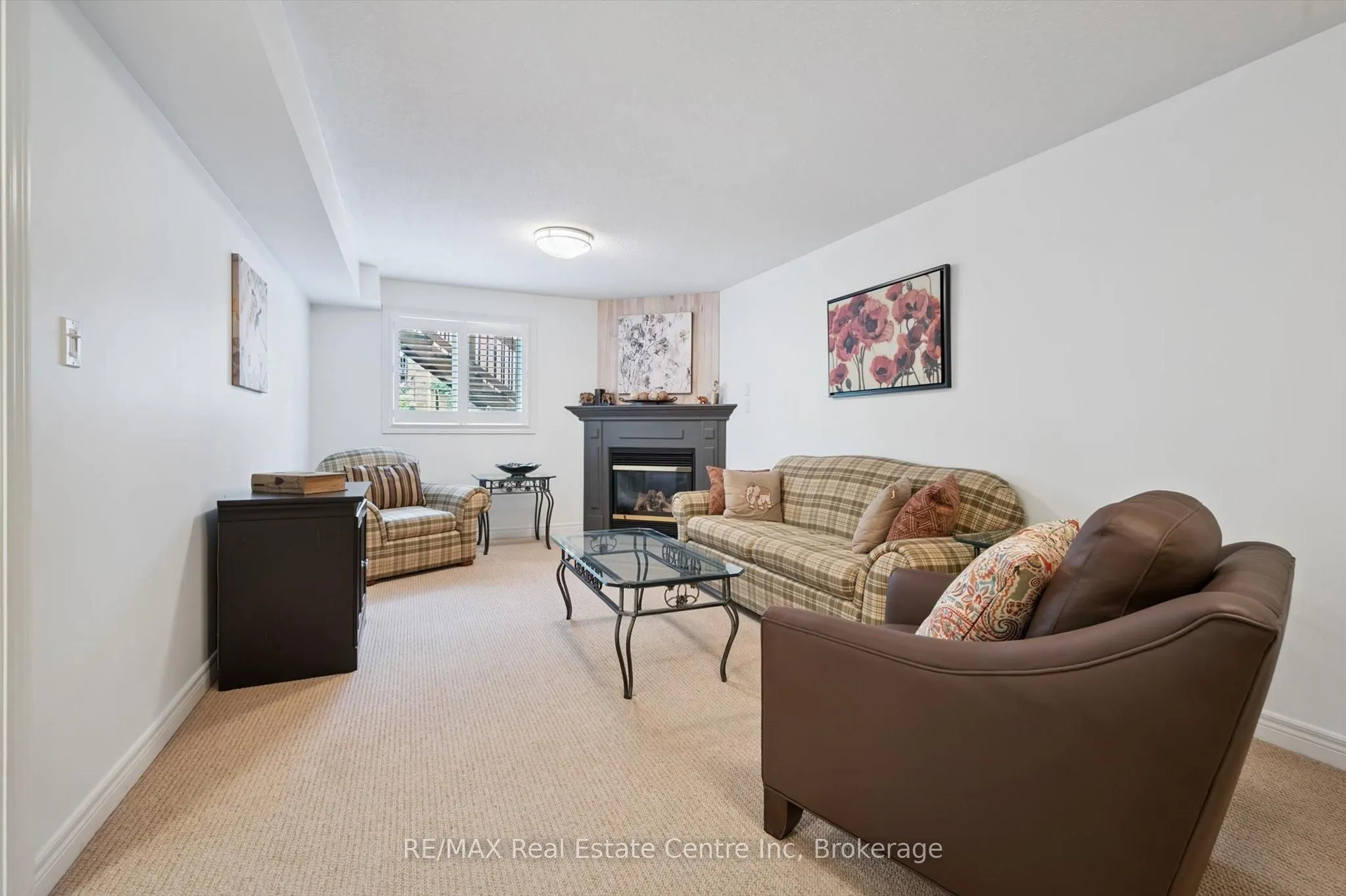 186 RIVERWALK Place