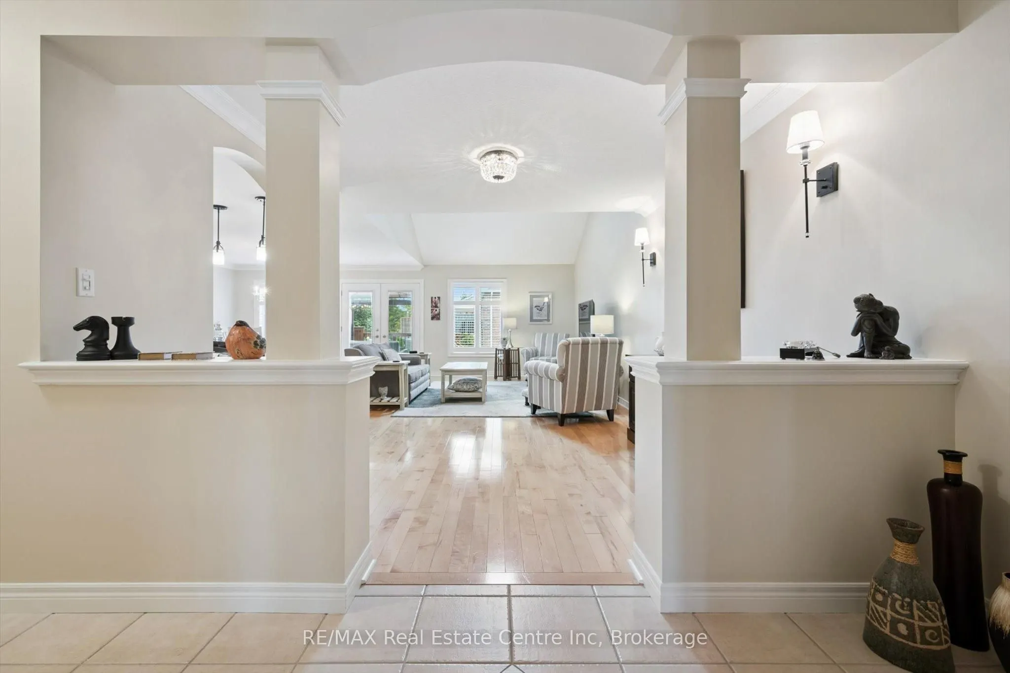 186 RIVERWALK Place