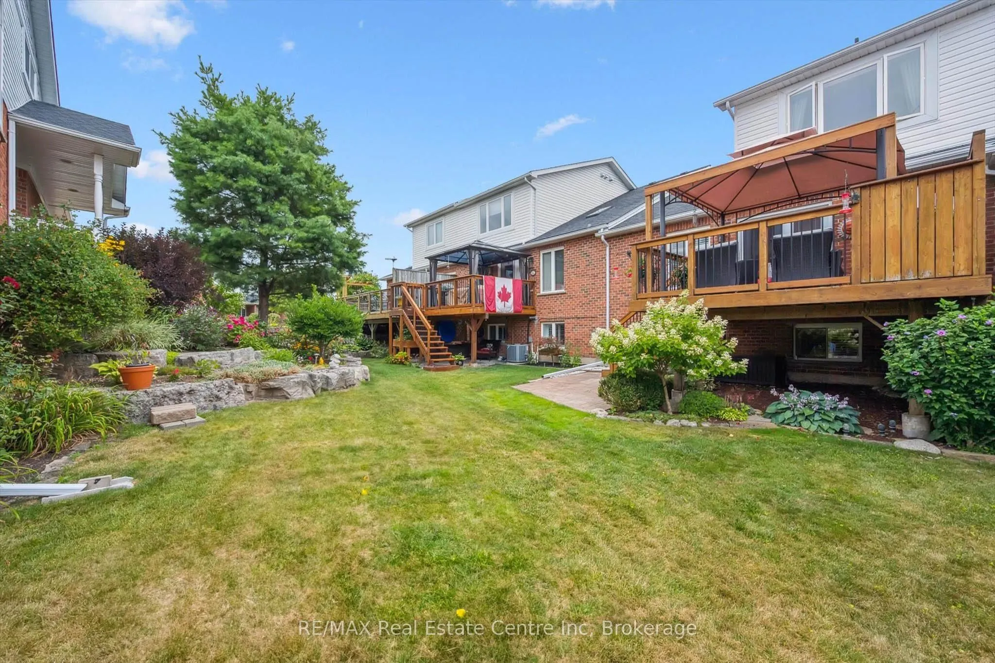 186 RIVERWALK Place