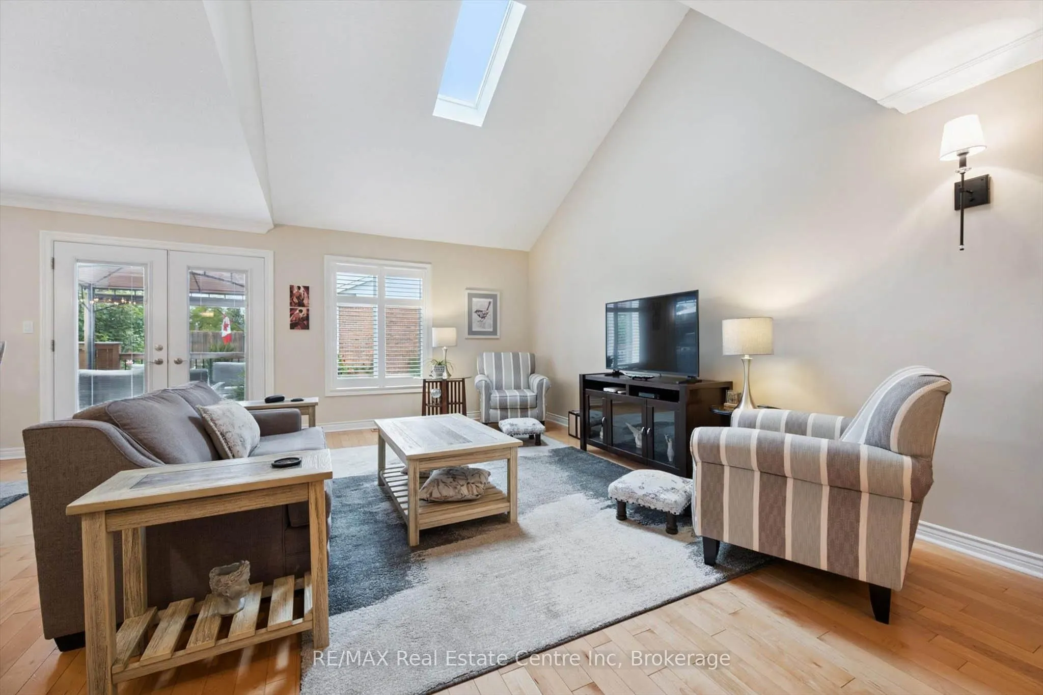 186 RIVERWALK Place