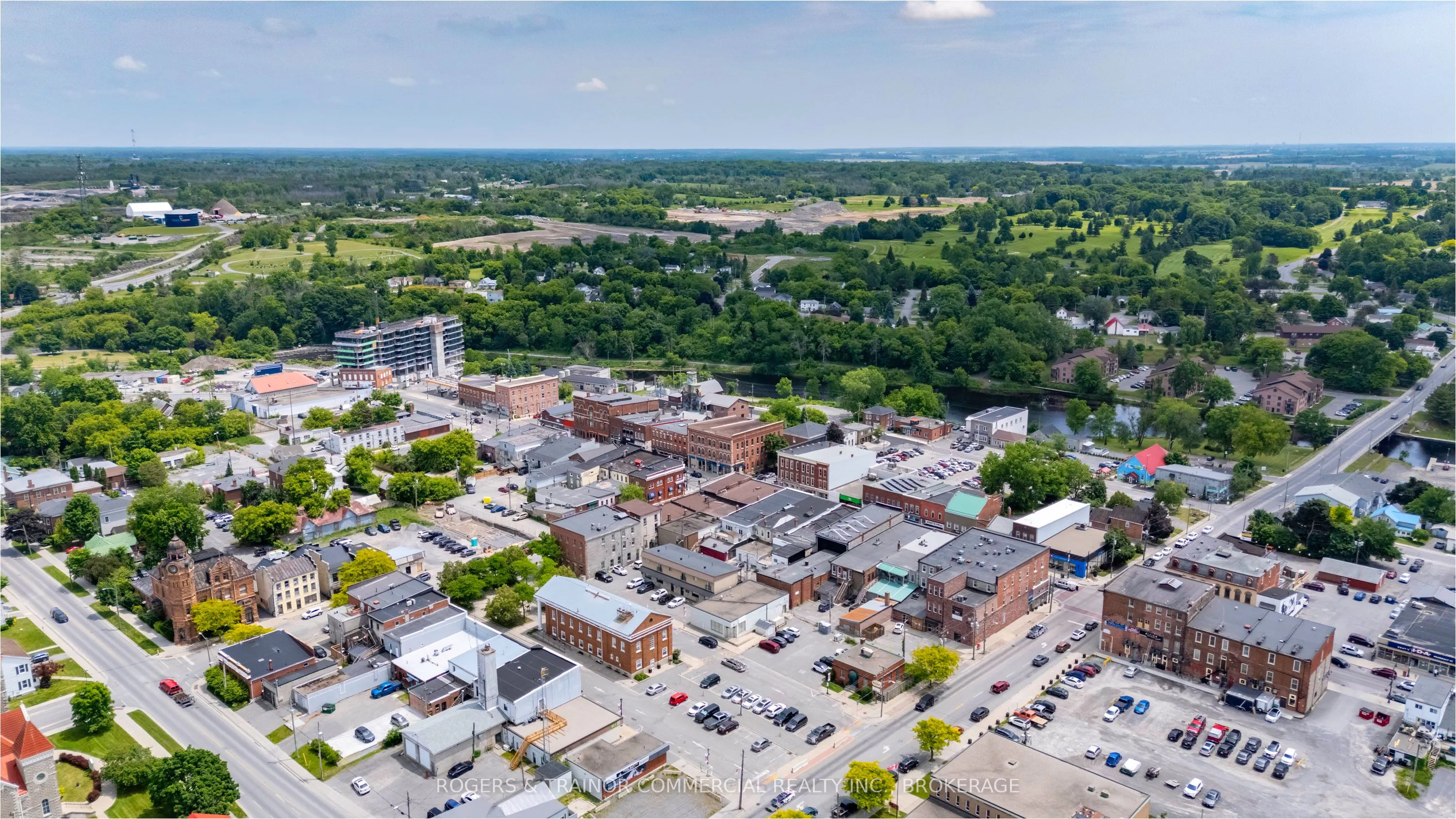 12 Market Square
