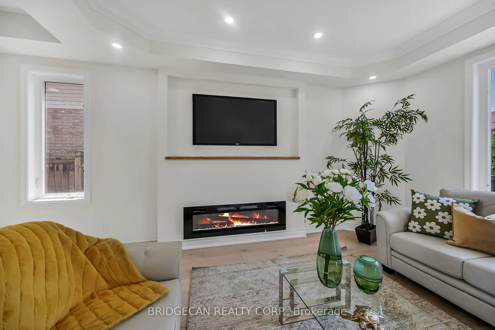 40 Davinci Boulevard