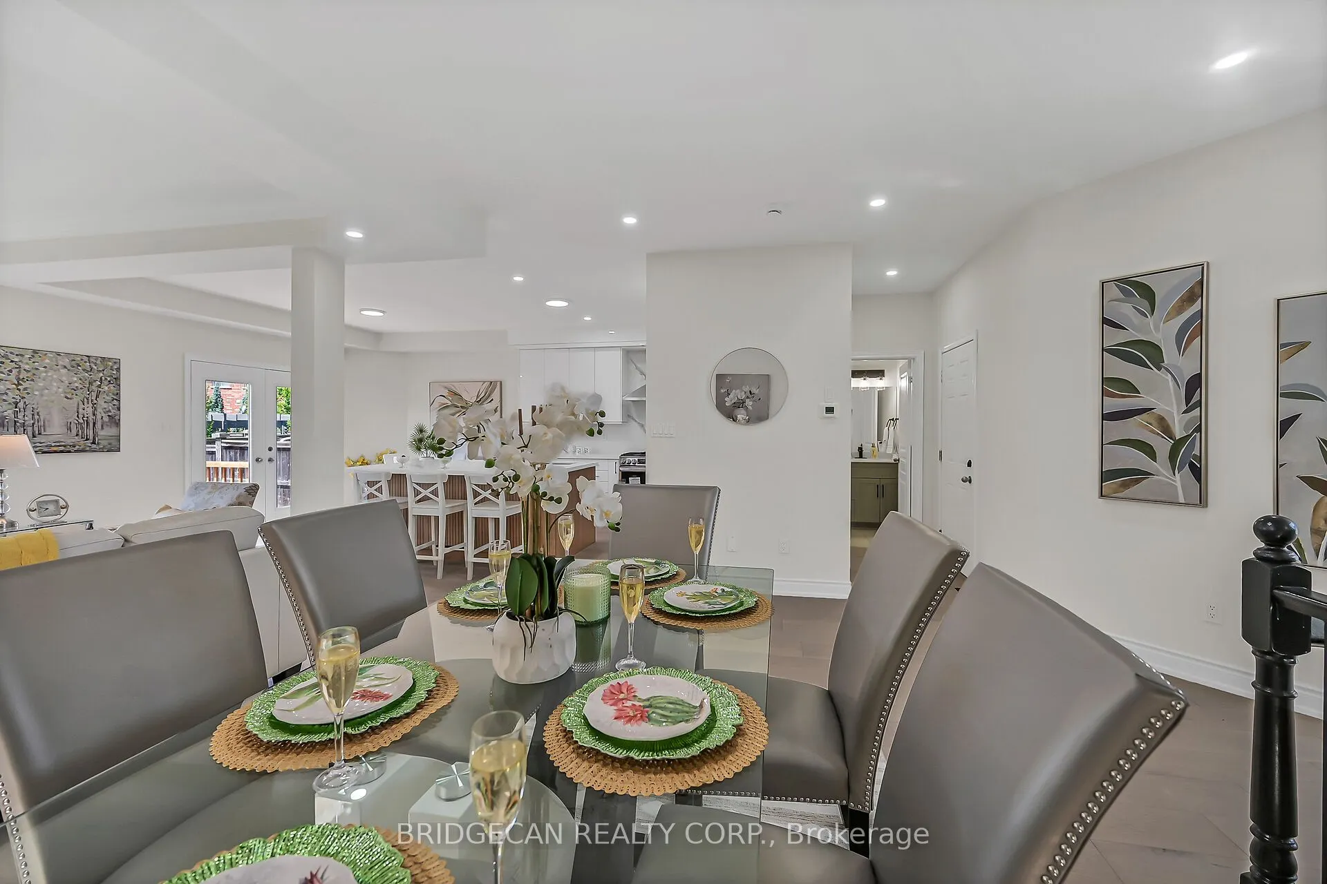40 Davinci Boulevard