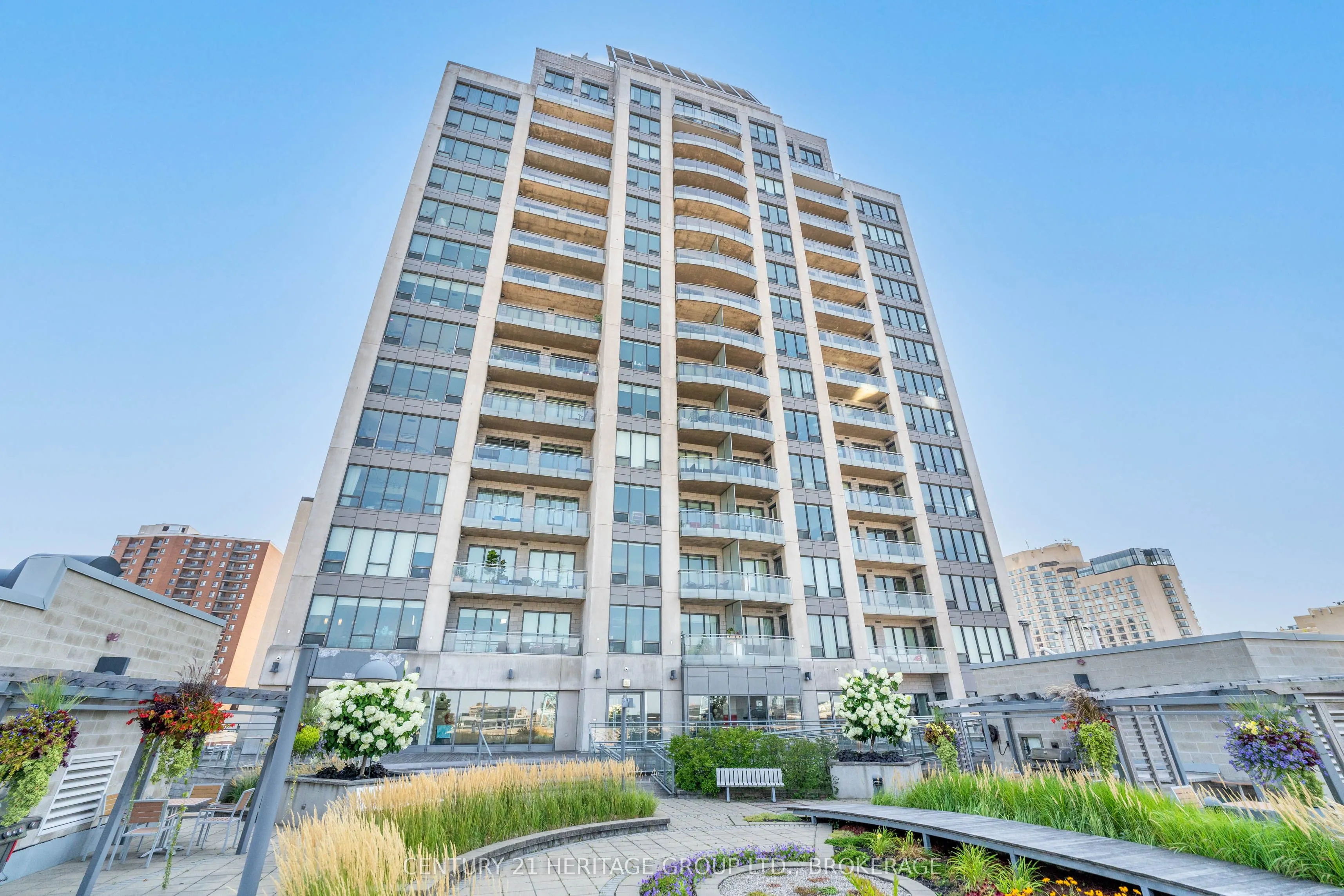 90 George Street, #1103