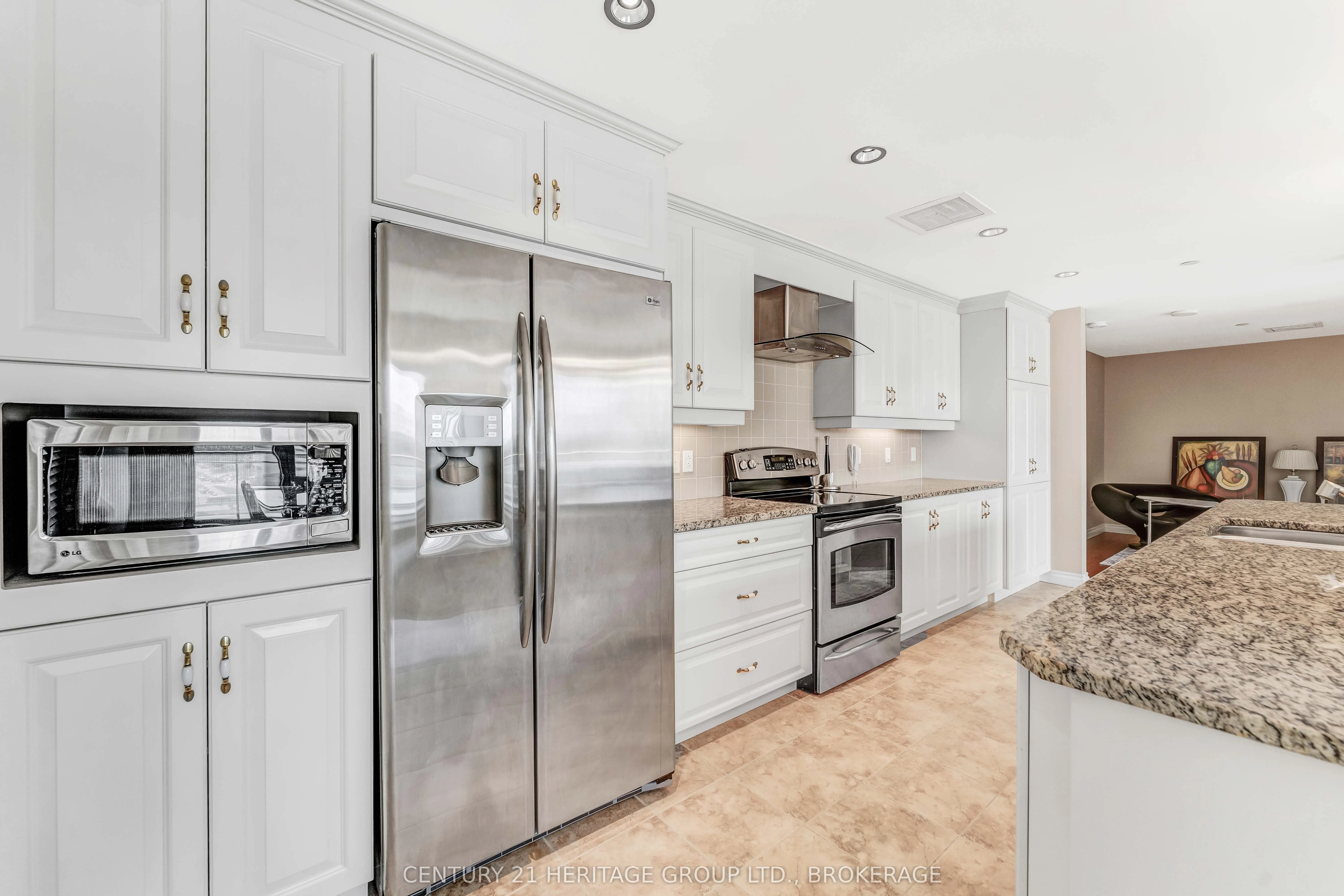 90 George Street, #1103
