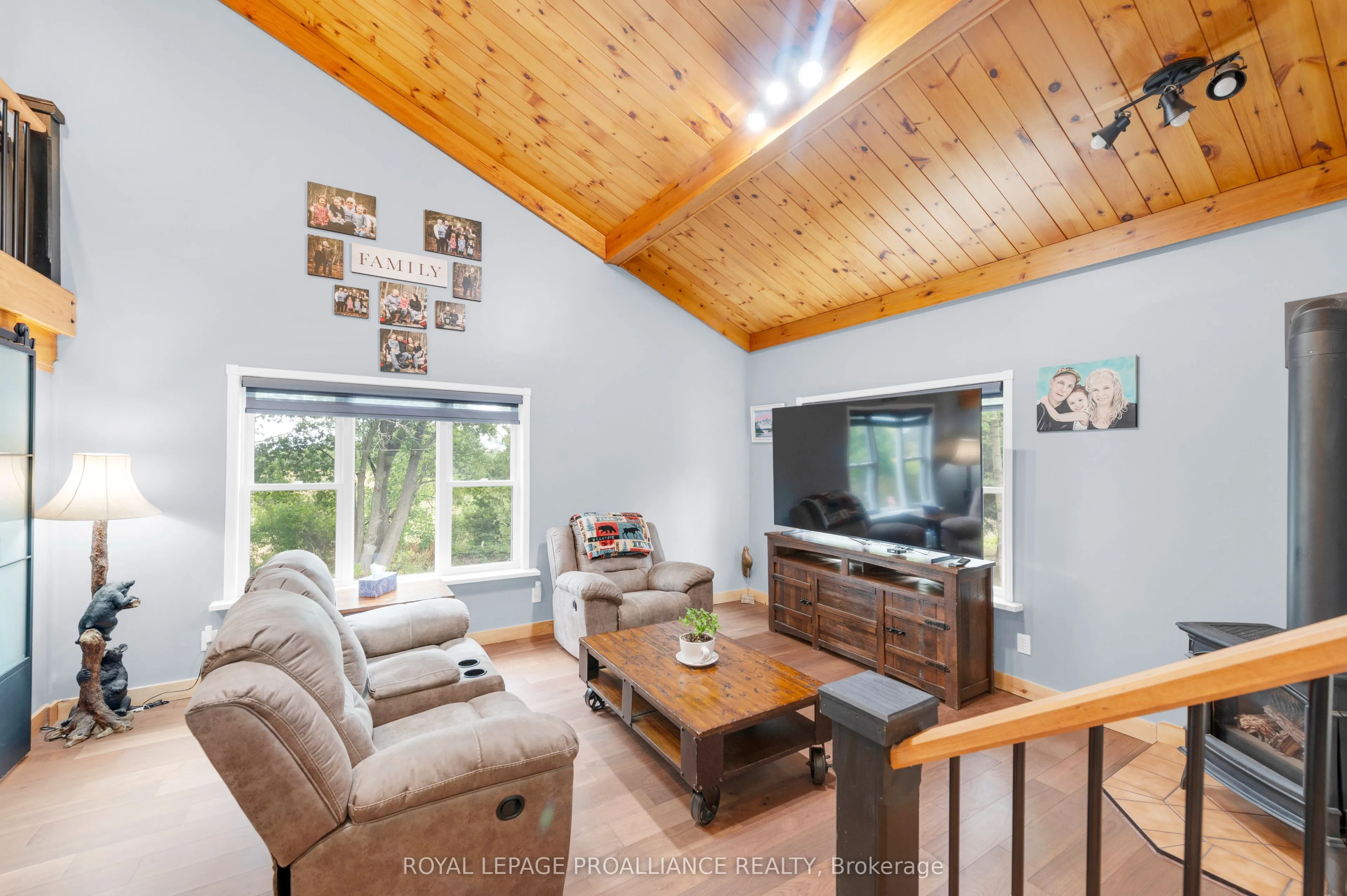 138 Hollister Road