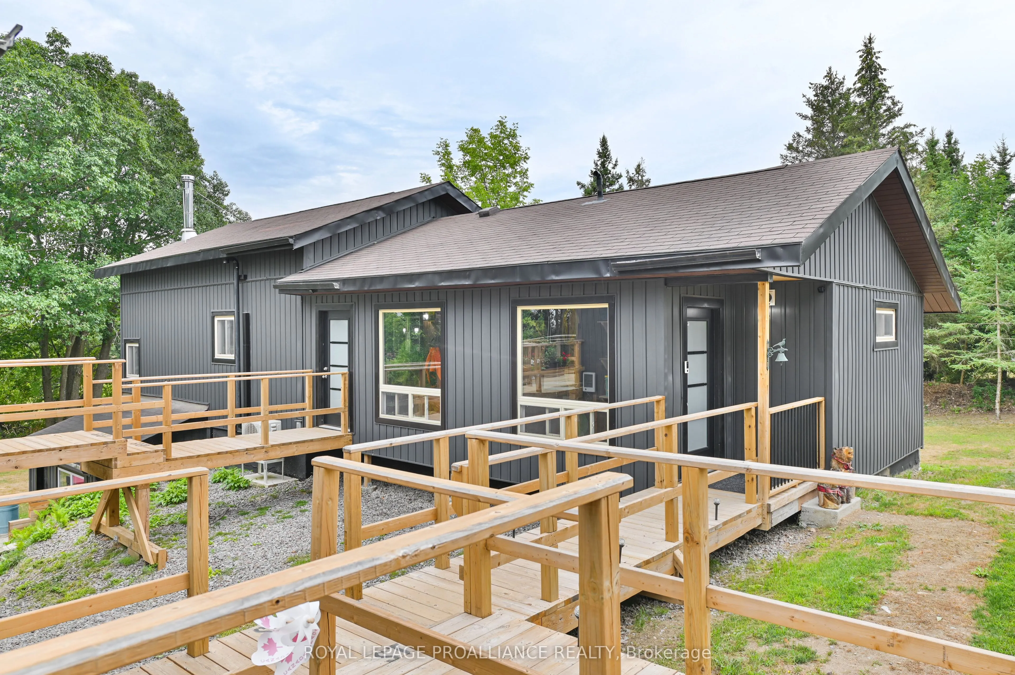 138 Hollister Road
