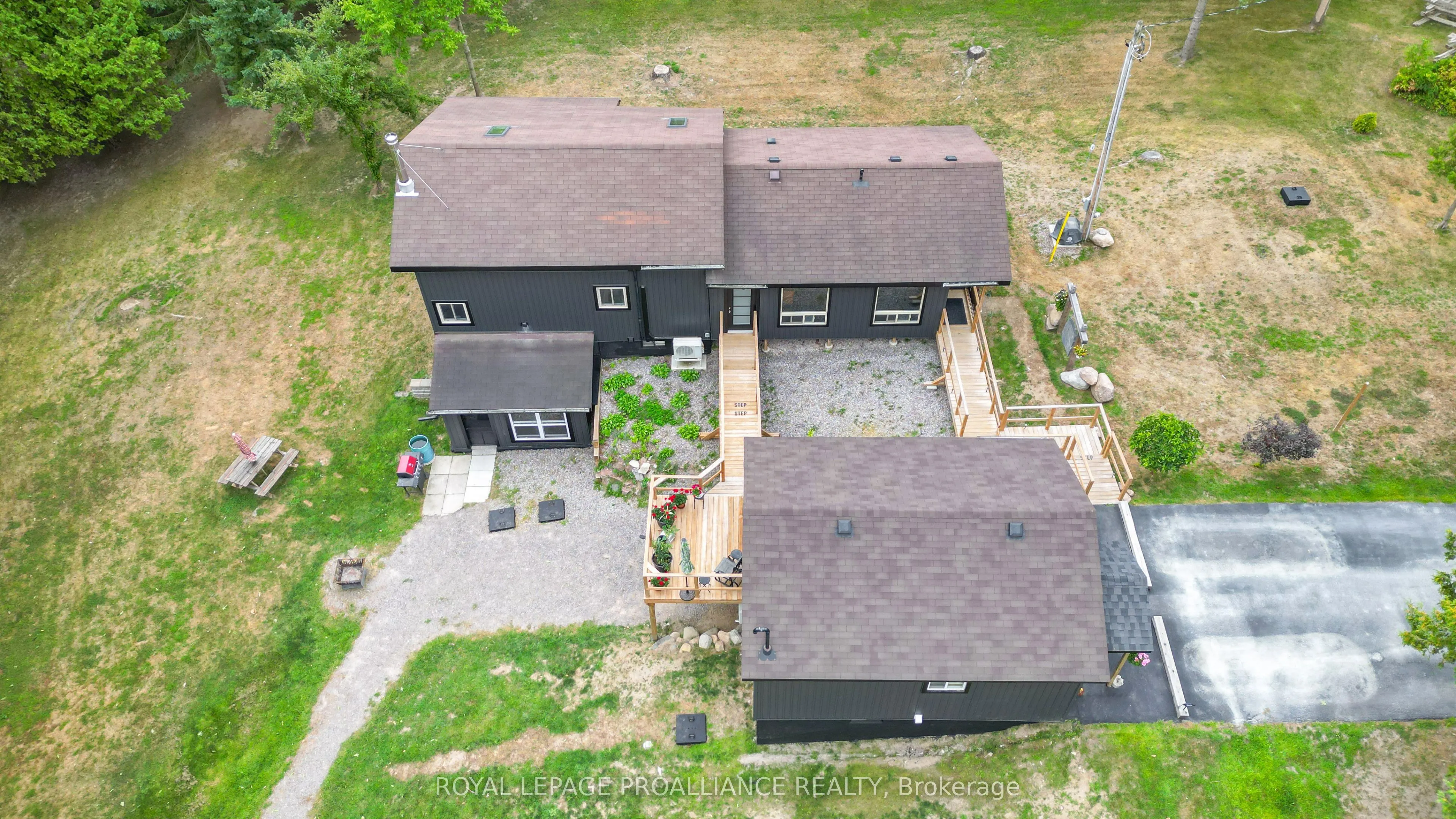 138 Hollister Road