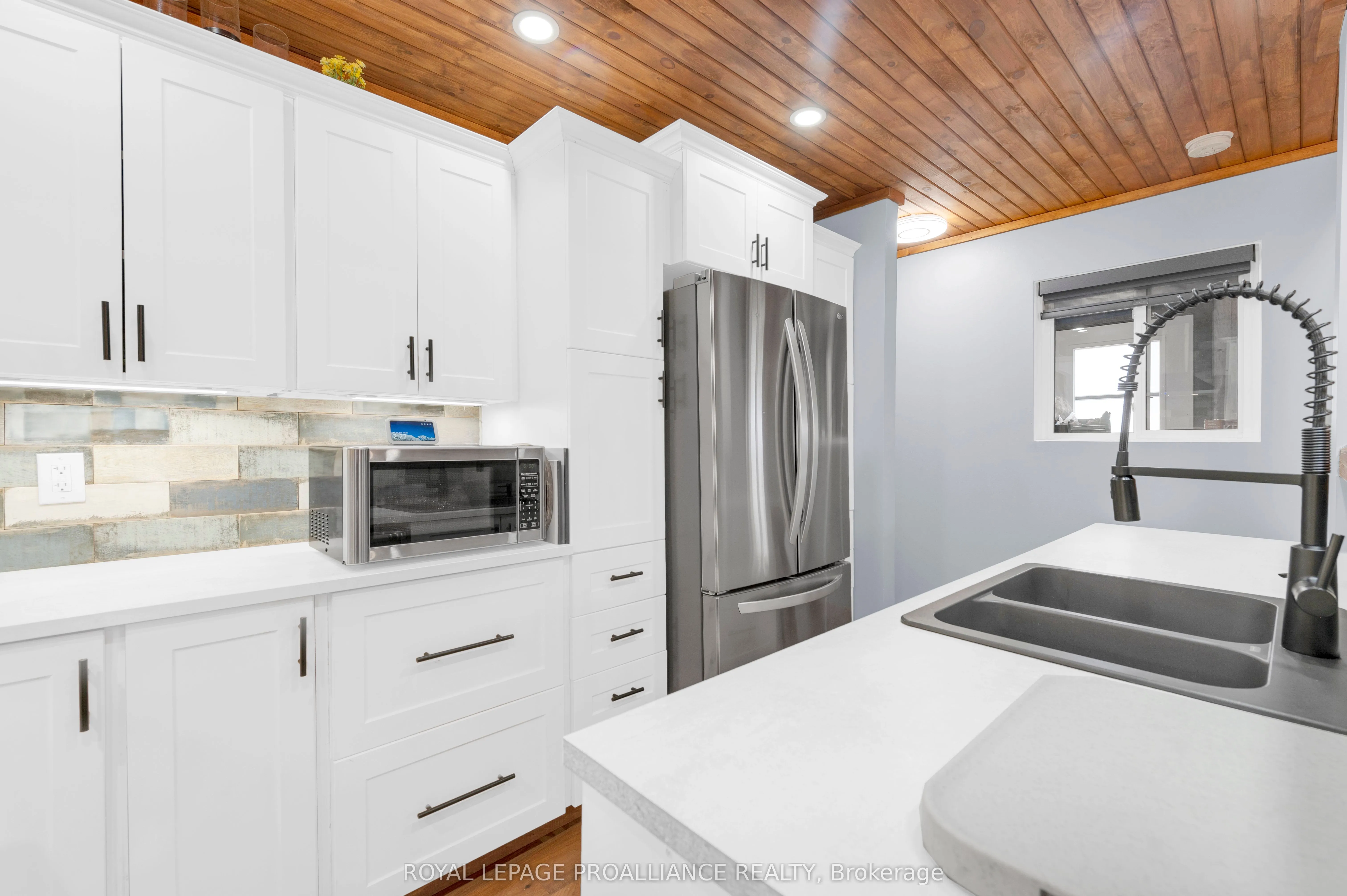 138 Hollister Road