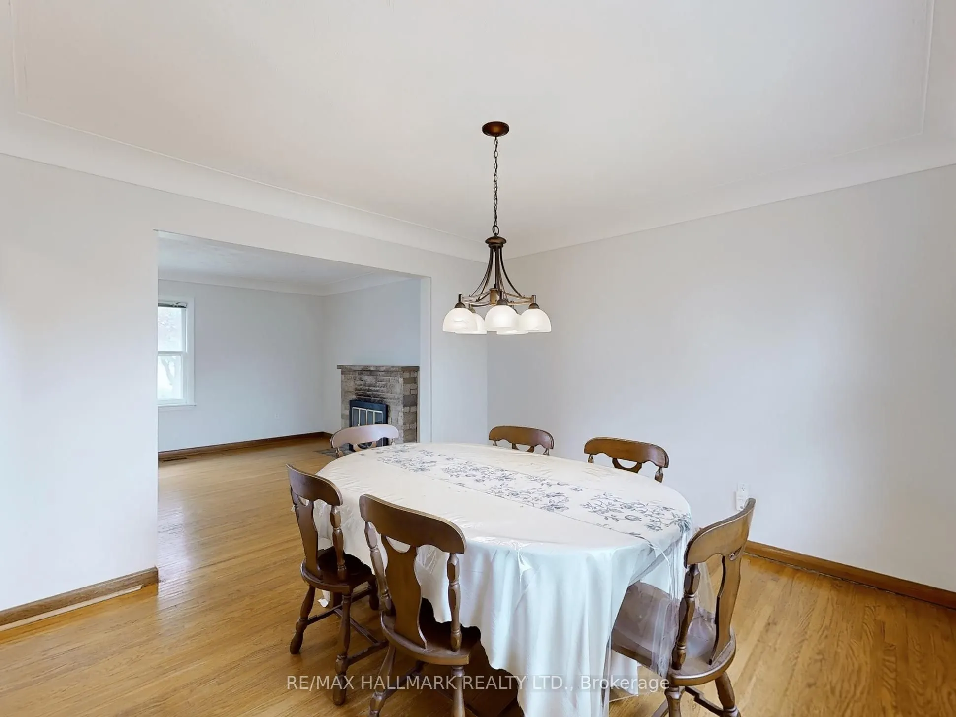 124 Mcelroy Road E