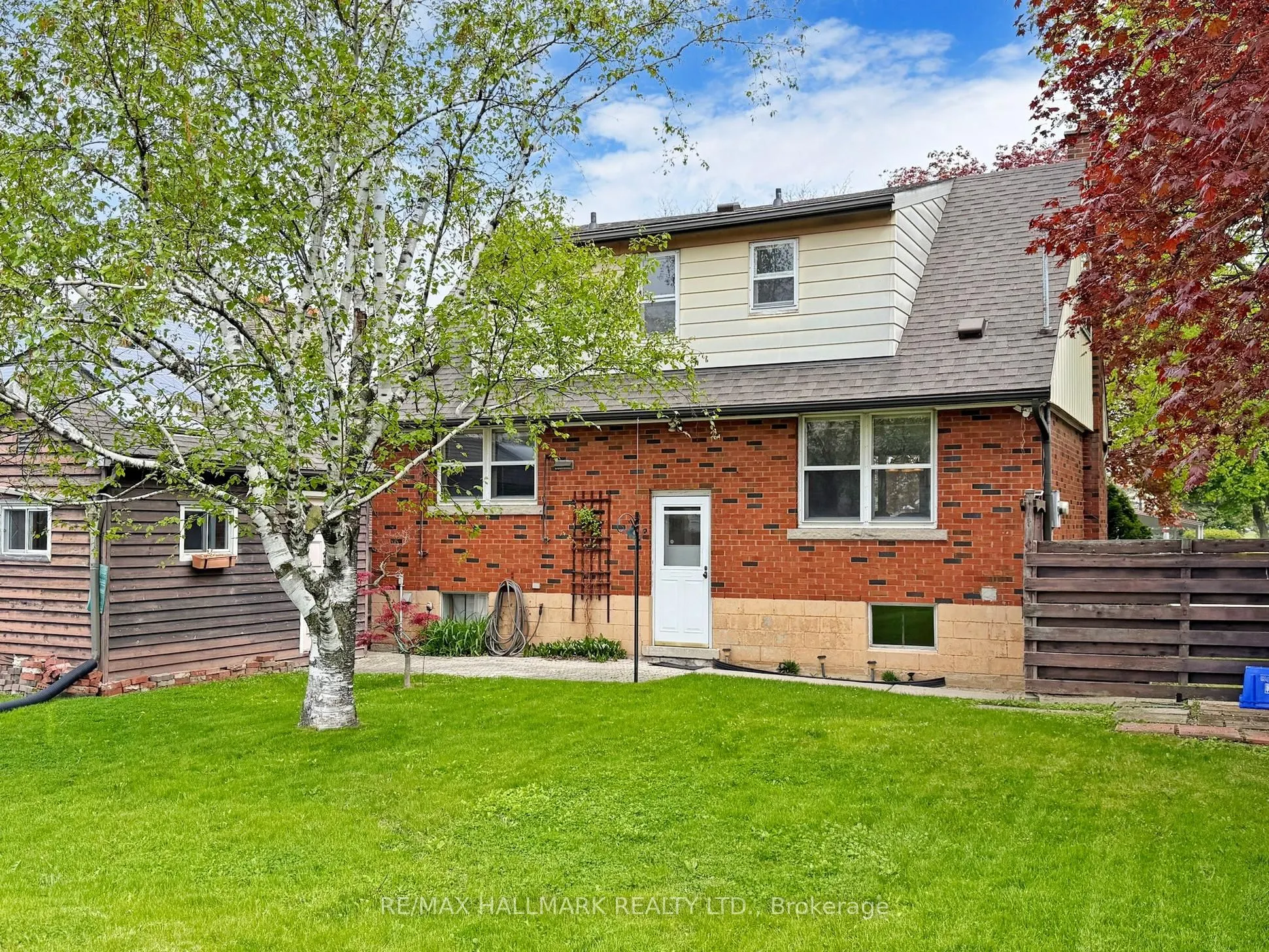 124 Mcelroy Road E