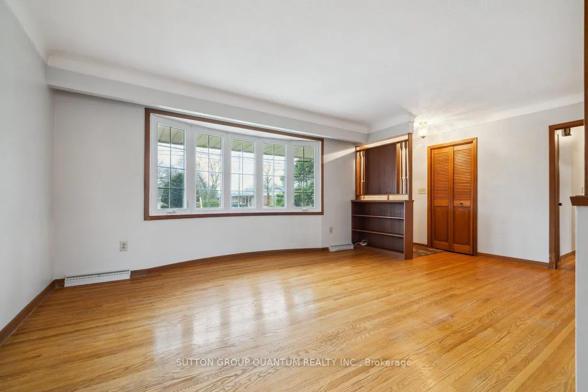 297 Lakeshore Road