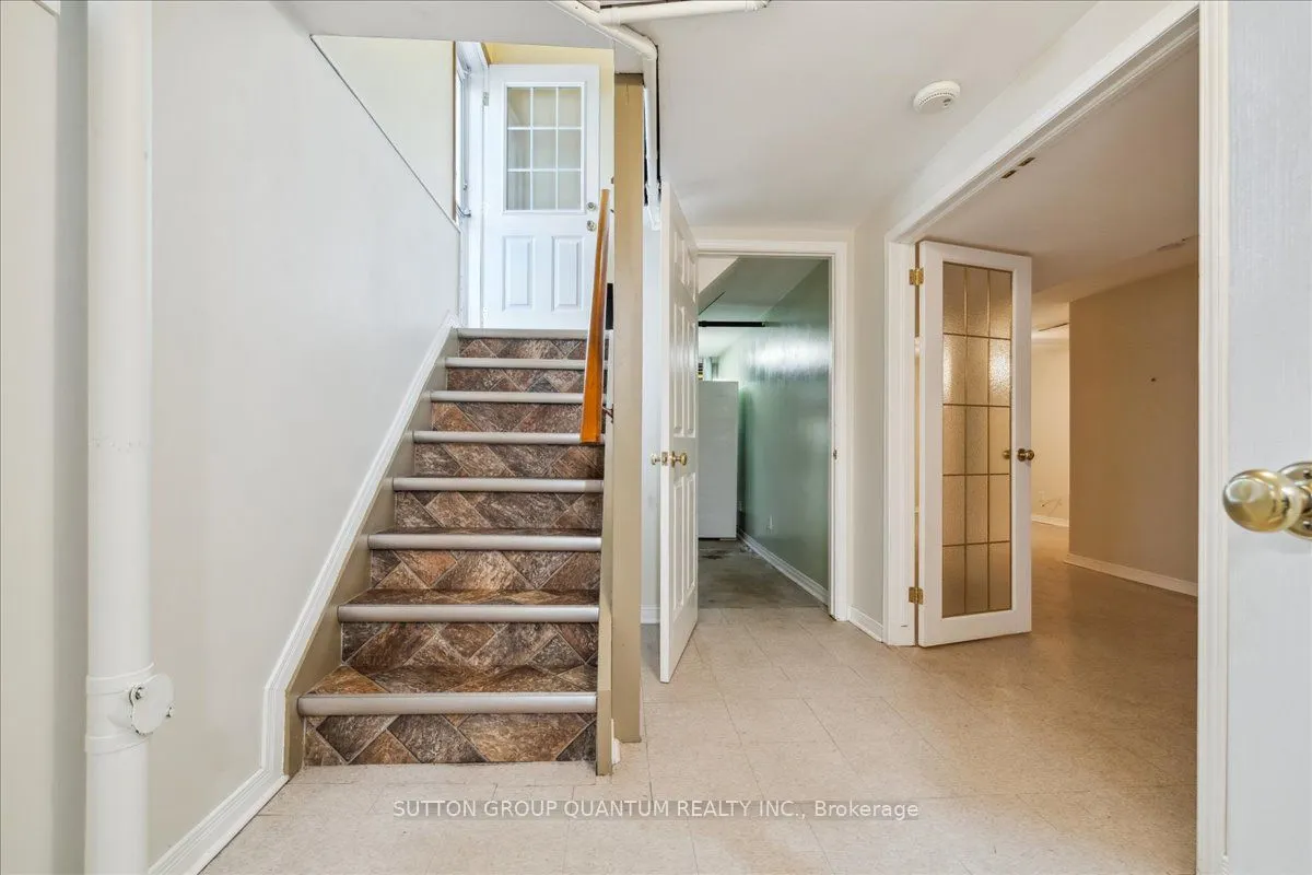297 Lakeshore Road