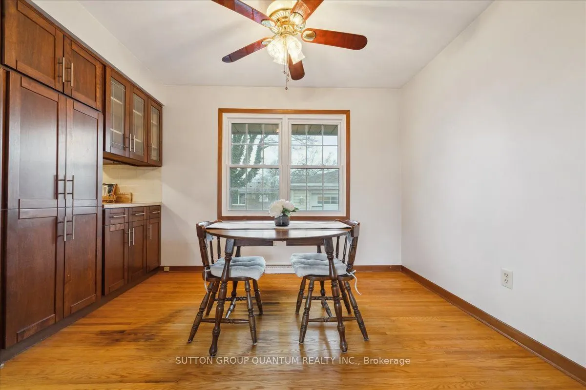 297 Lakeshore Road