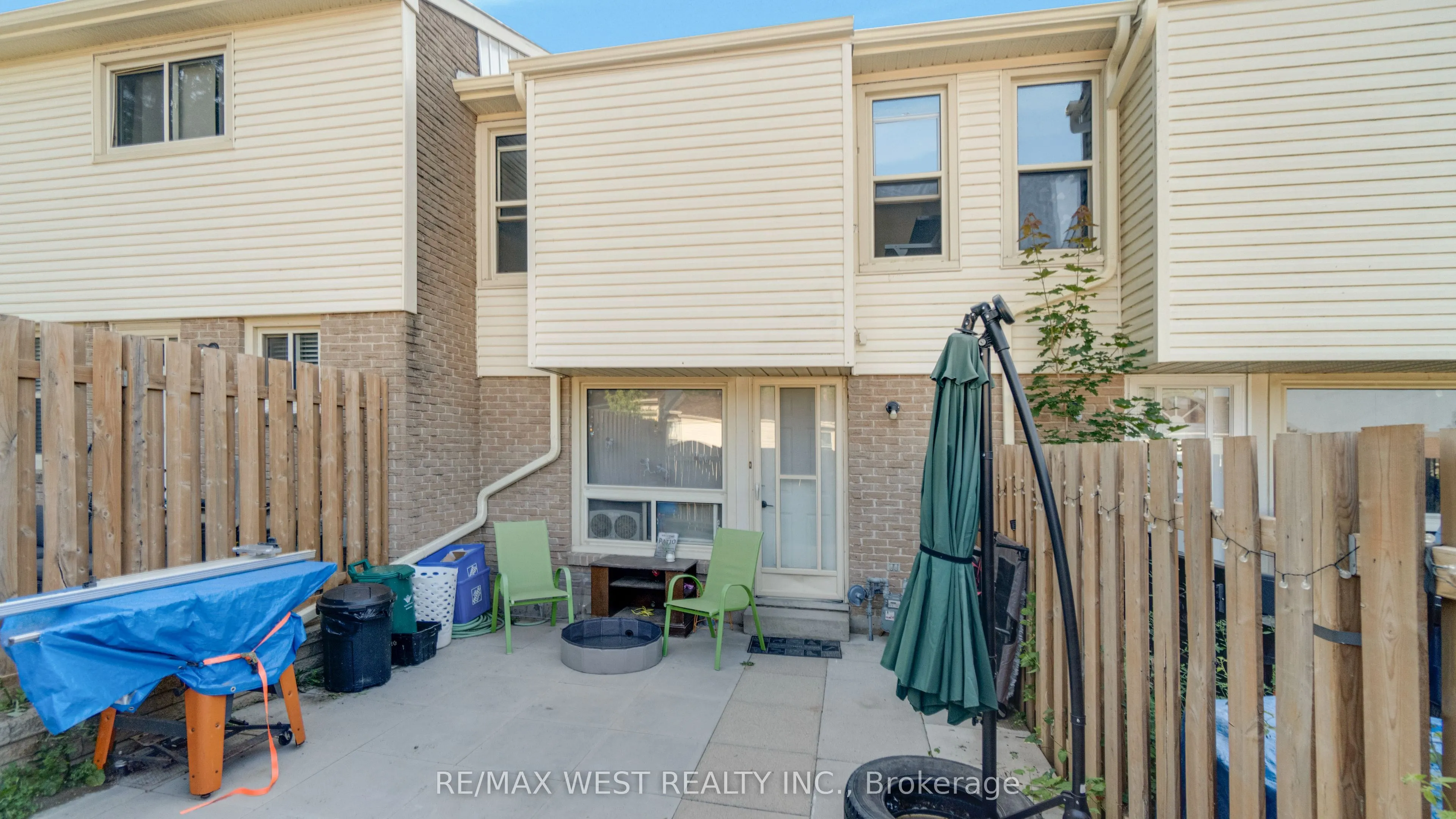 165 GREEN VALLEY Drive, #18
