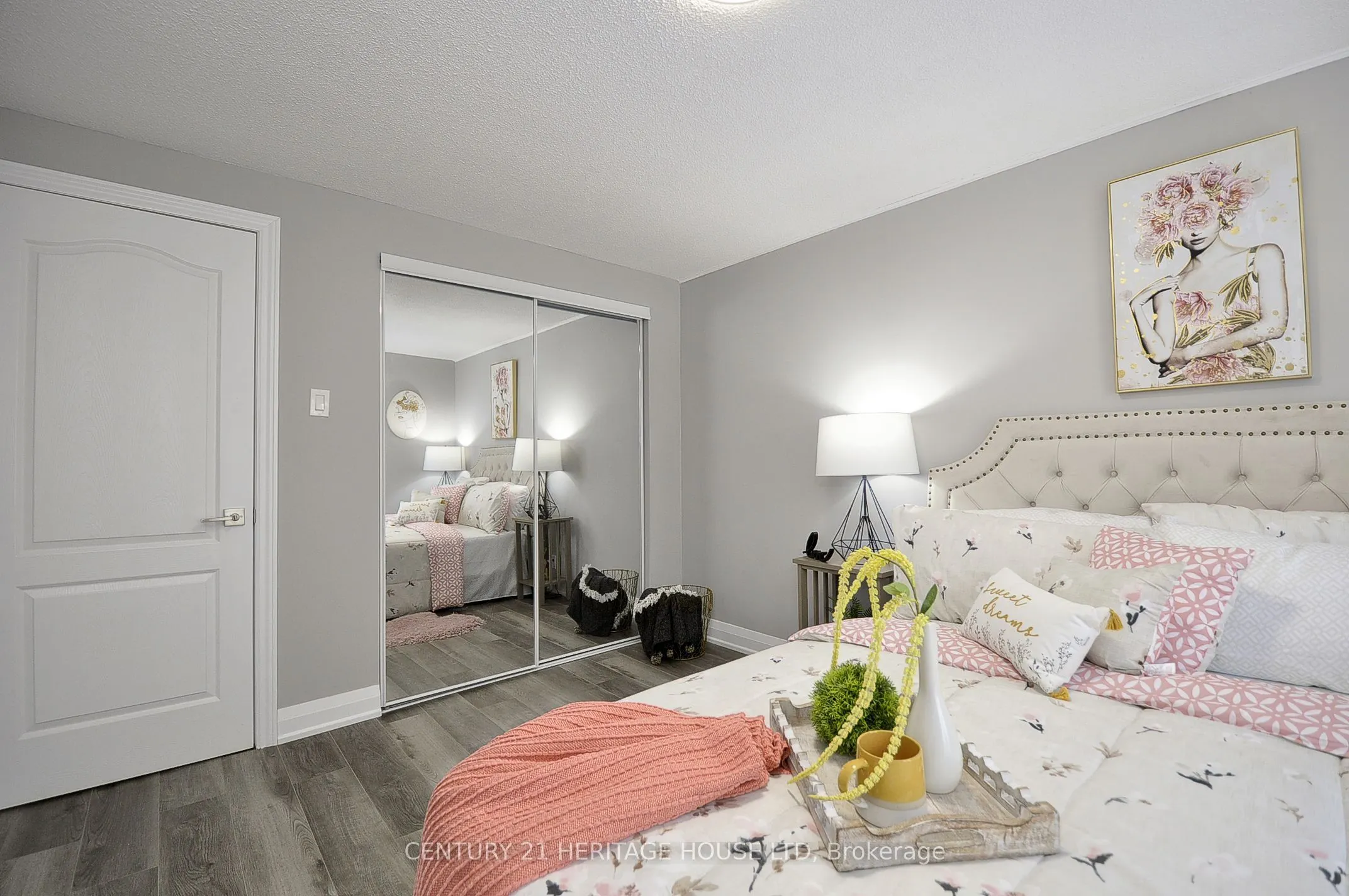 262 Northlake Drive