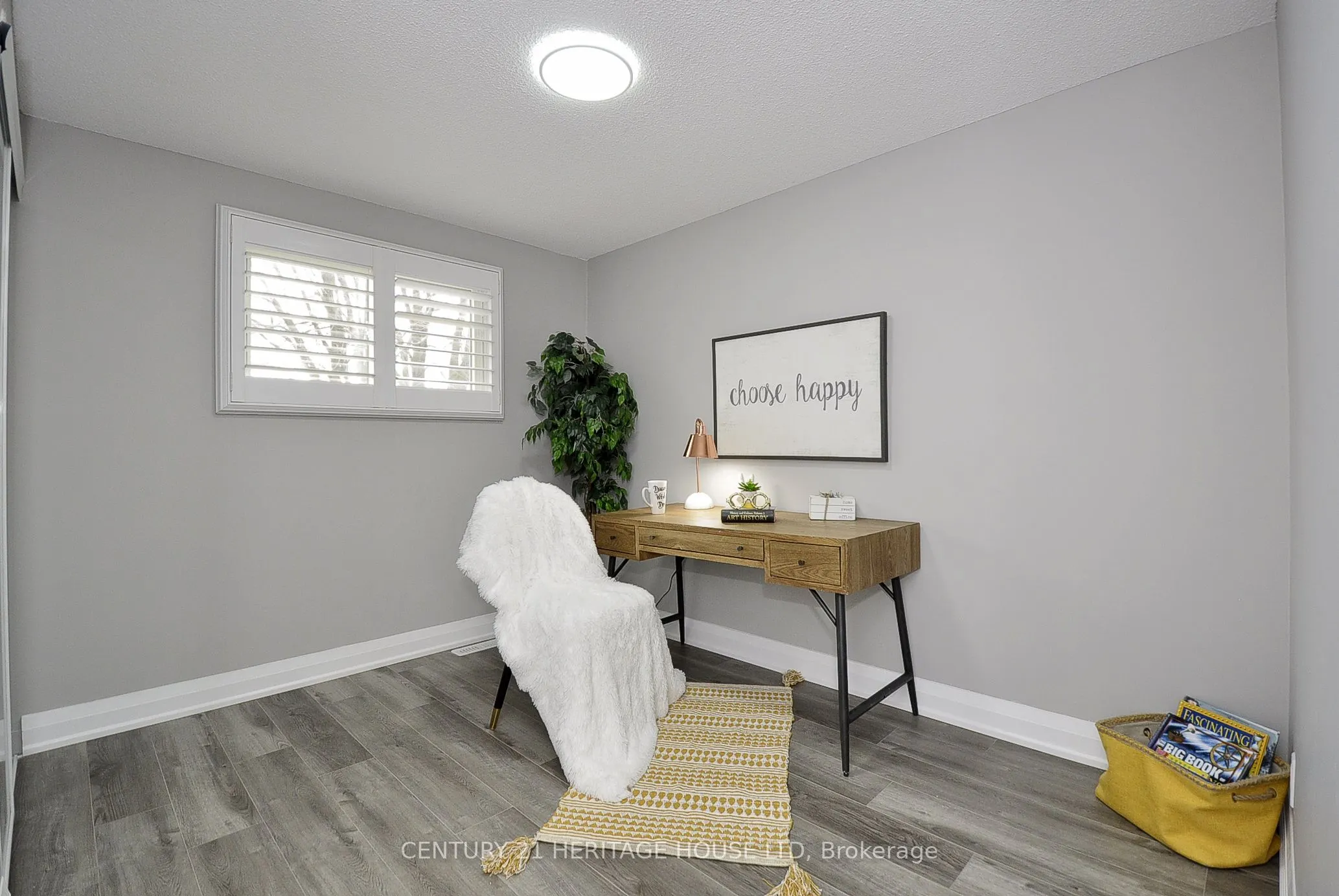 262 Northlake Drive