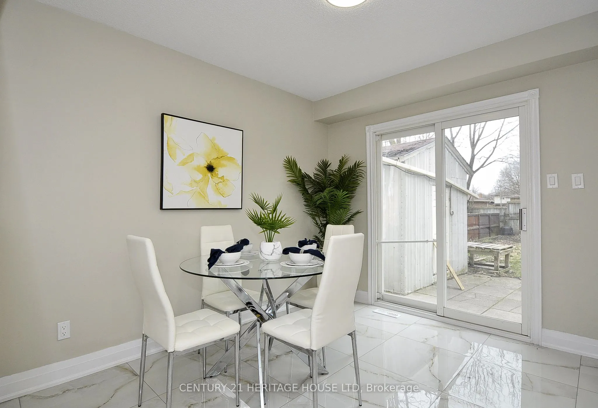 262 Northlake Drive