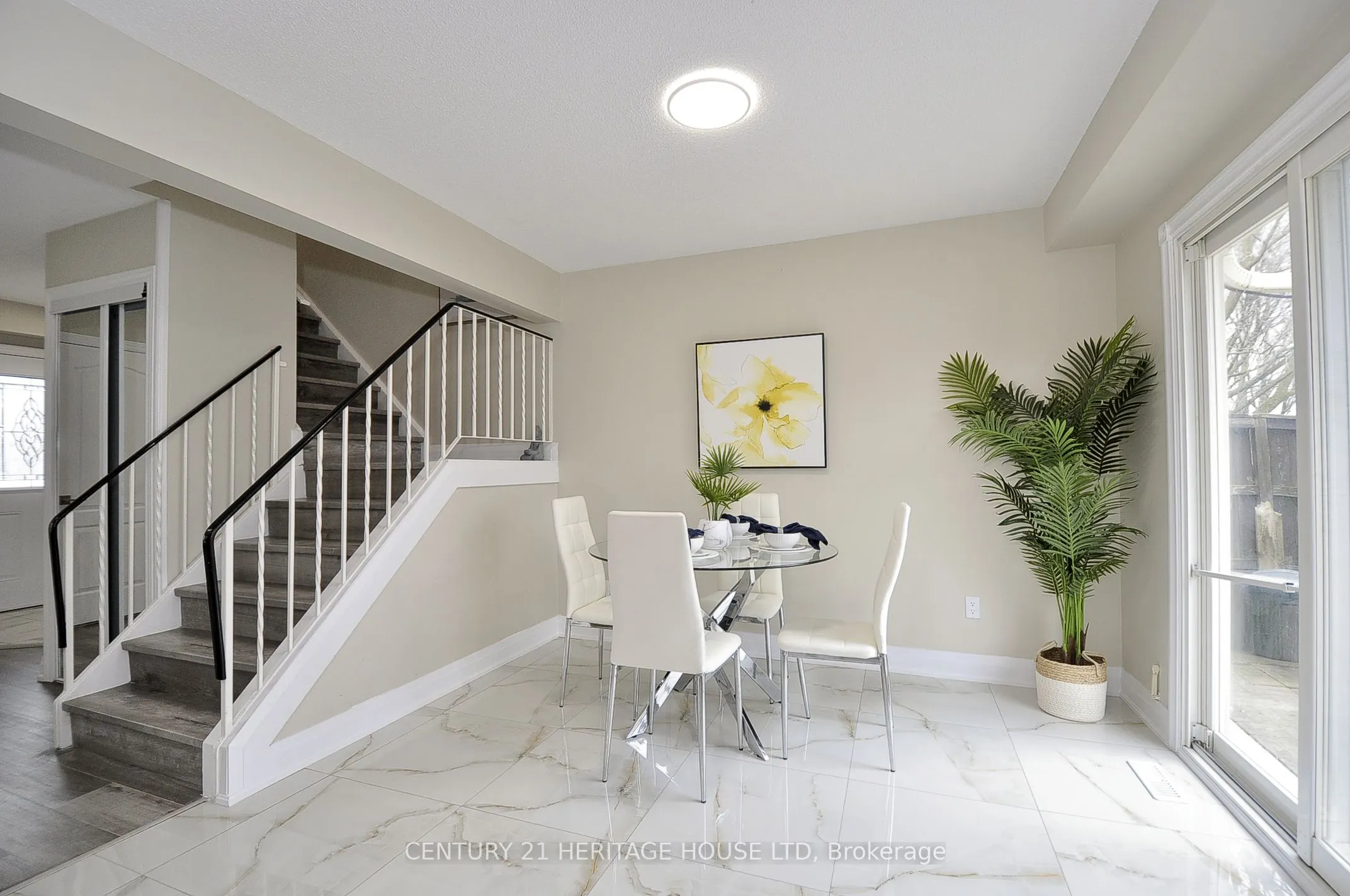 262 Northlake Drive