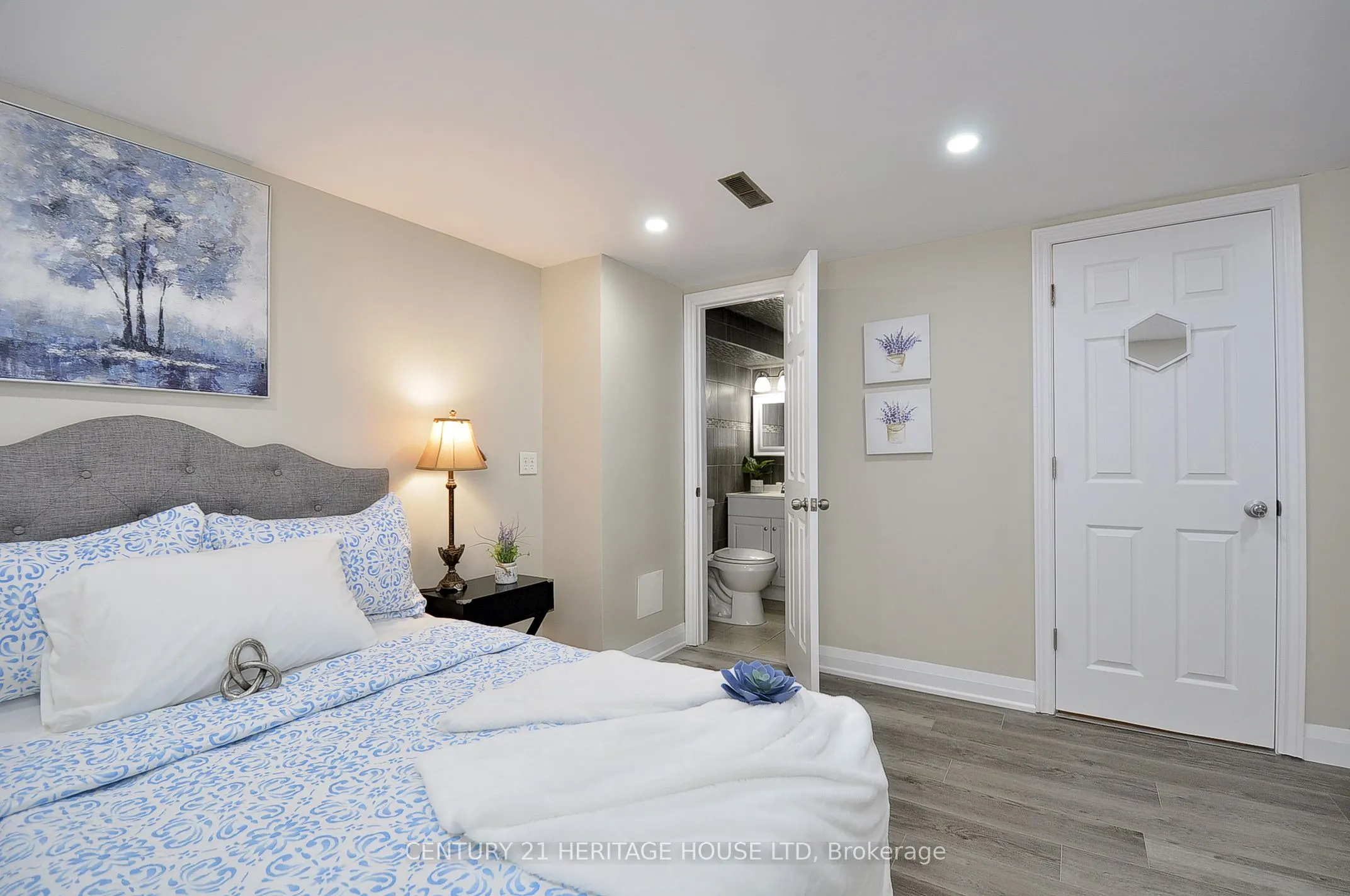 262 Northlake Drive