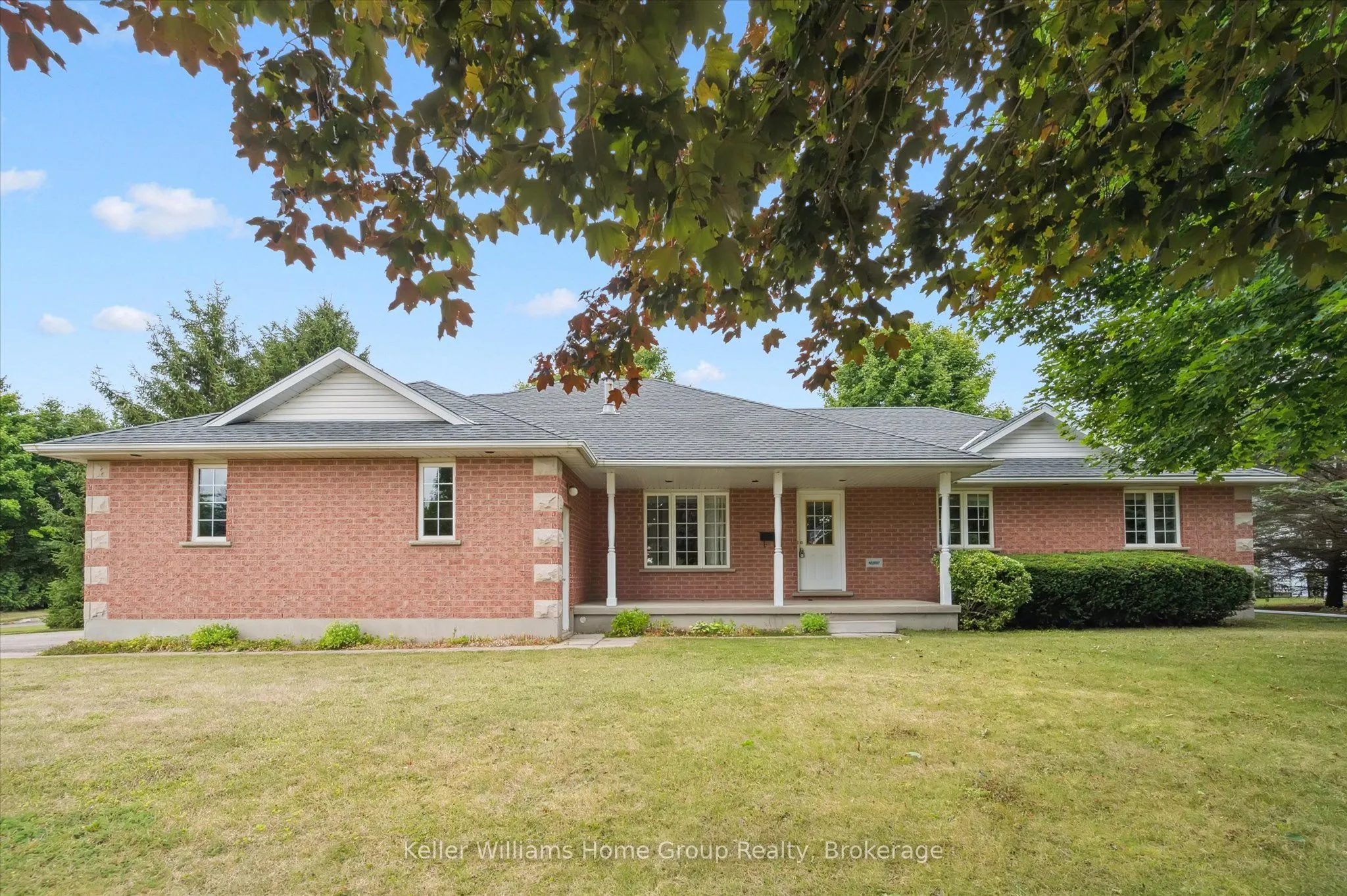 750 Dianne Crescent