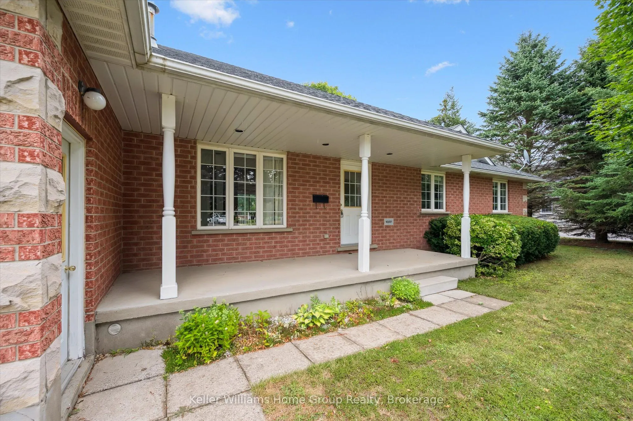 750 Dianne Crescent