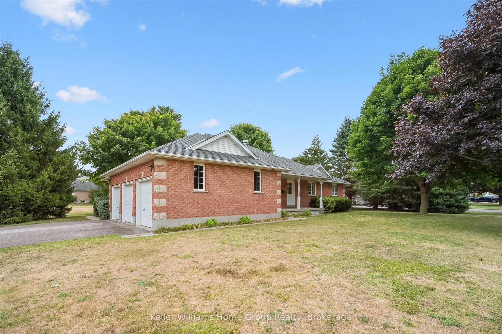 750 Dianne Crescent
