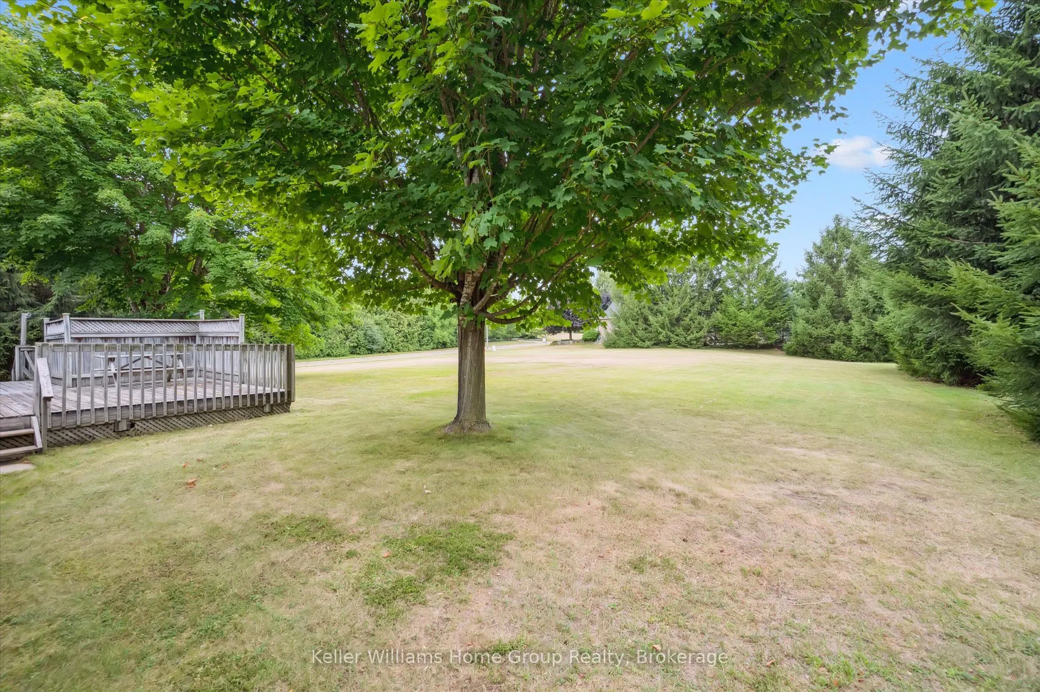 750 Dianne Crescent