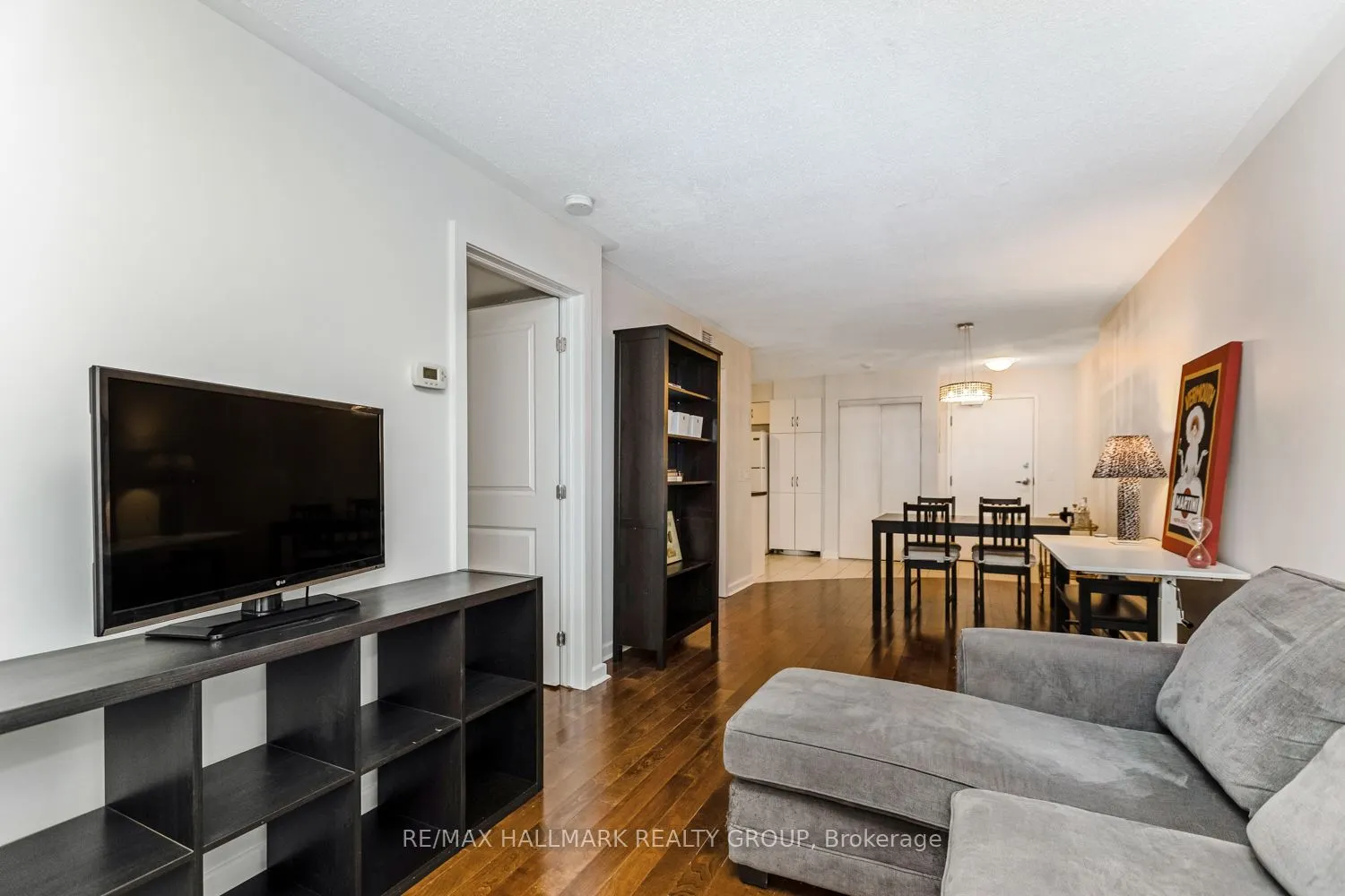 138 Somerset Street W, #502