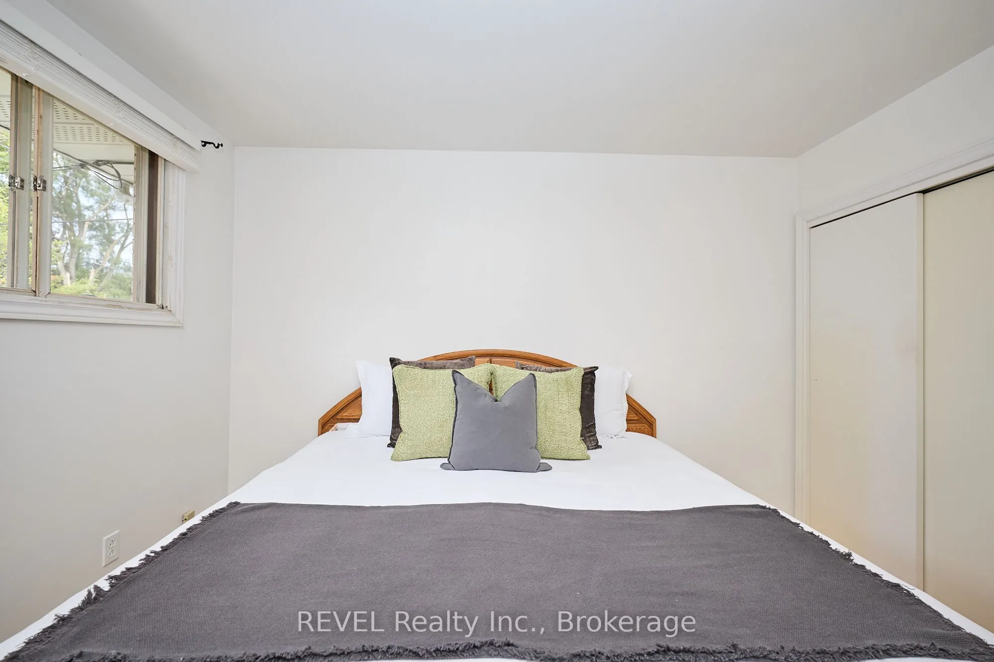 268 Canboro Road