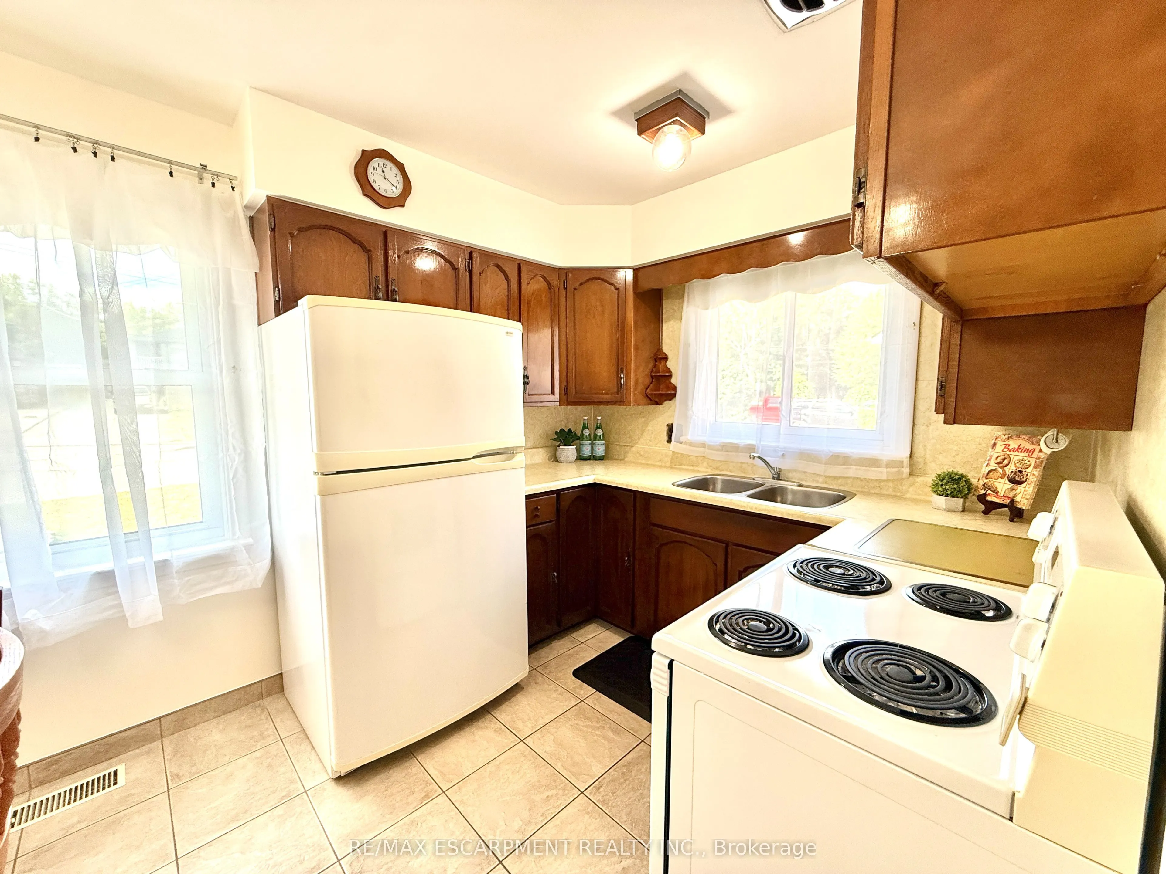 343 Hixon Road