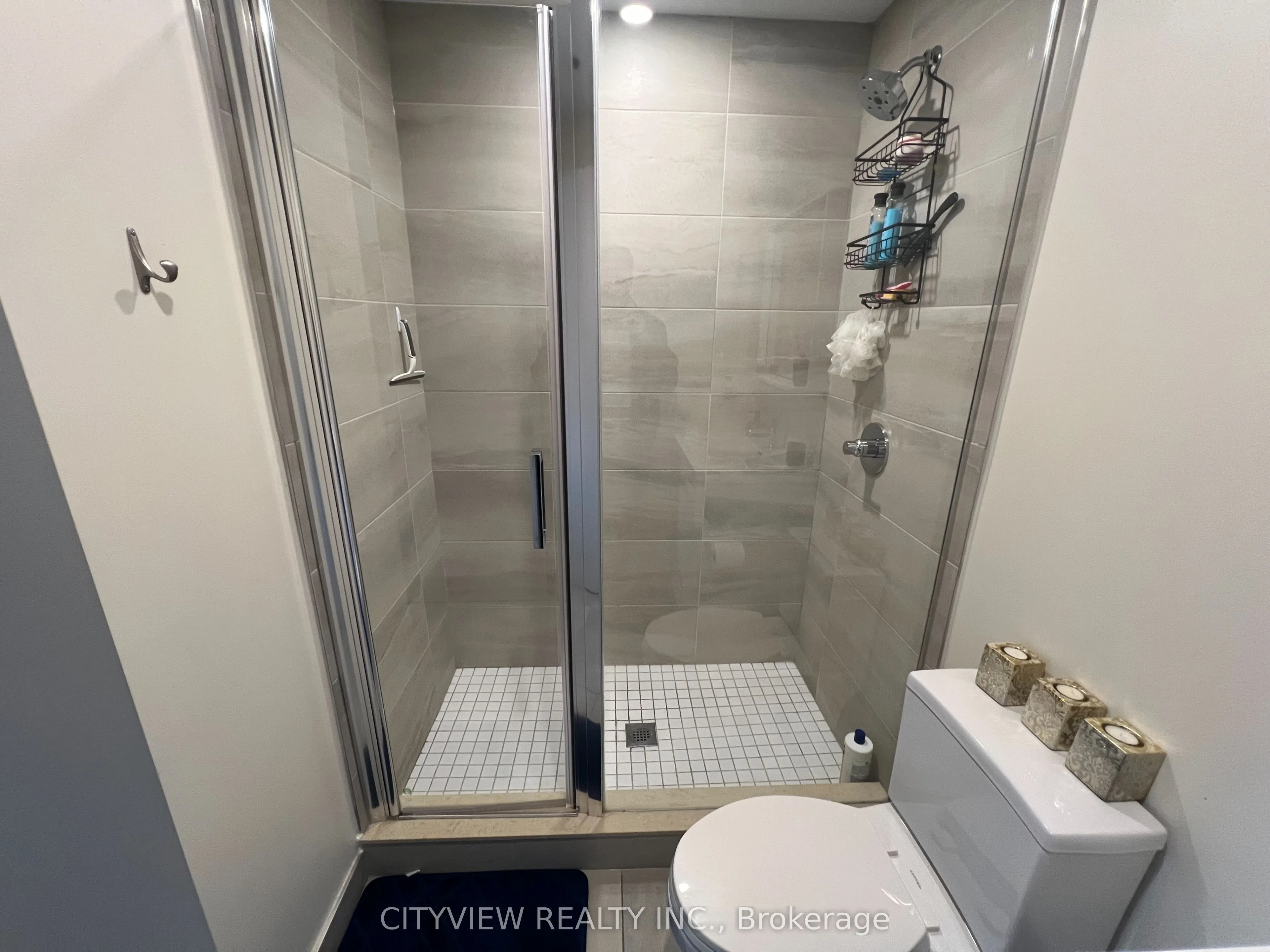 212 King william Street, #401