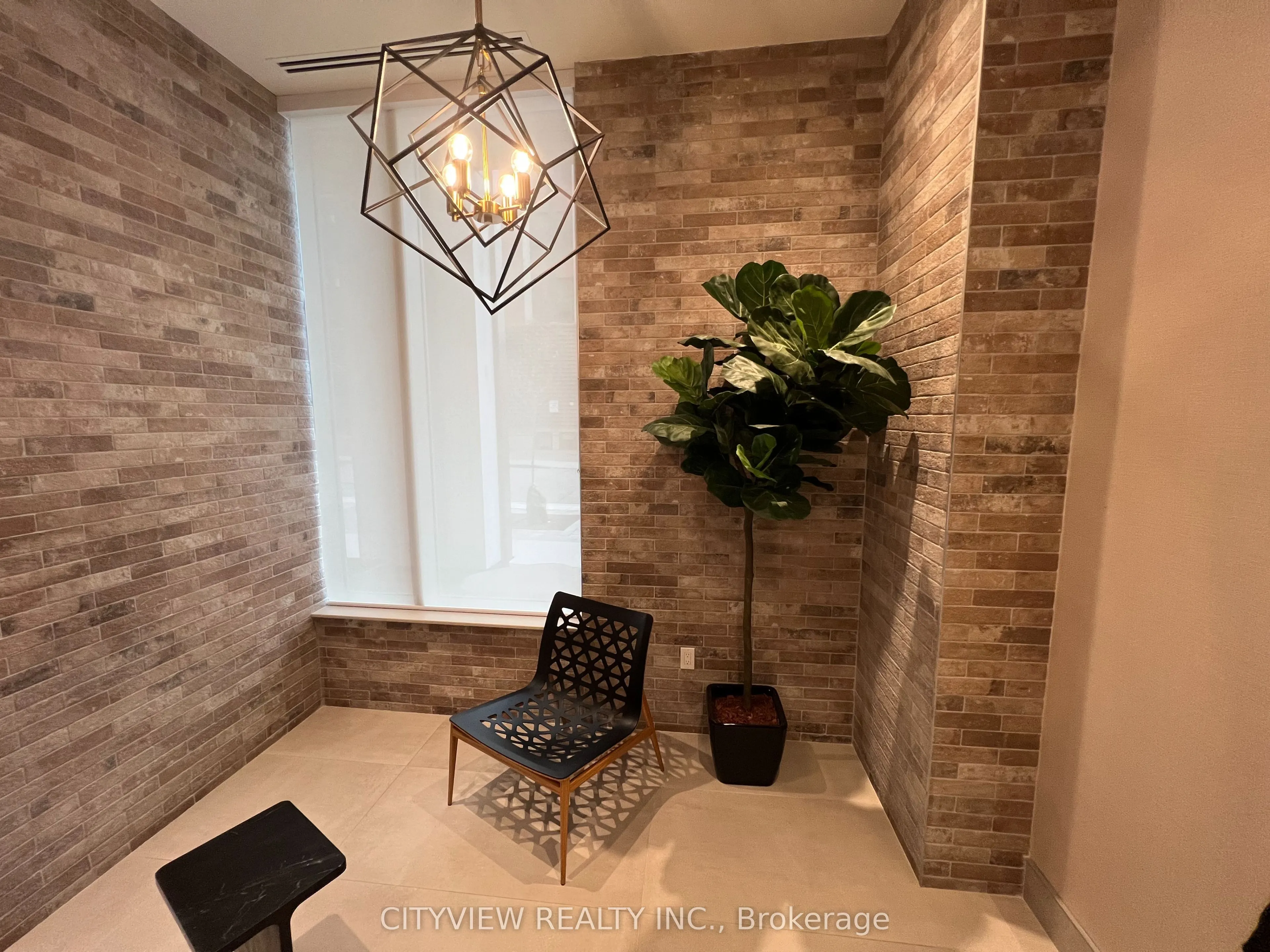212 King william Street, #401