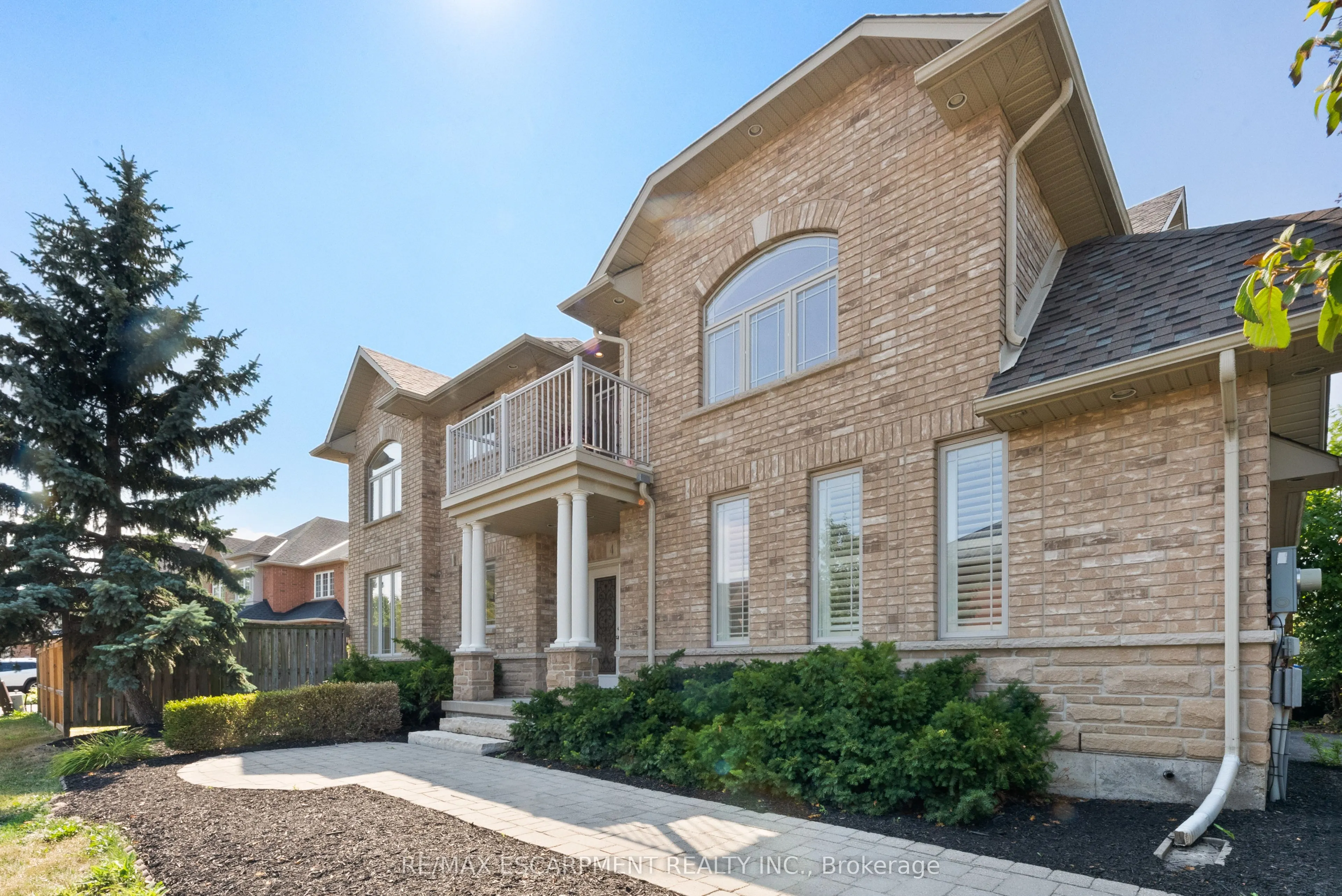 4 Mckibbon Avenue