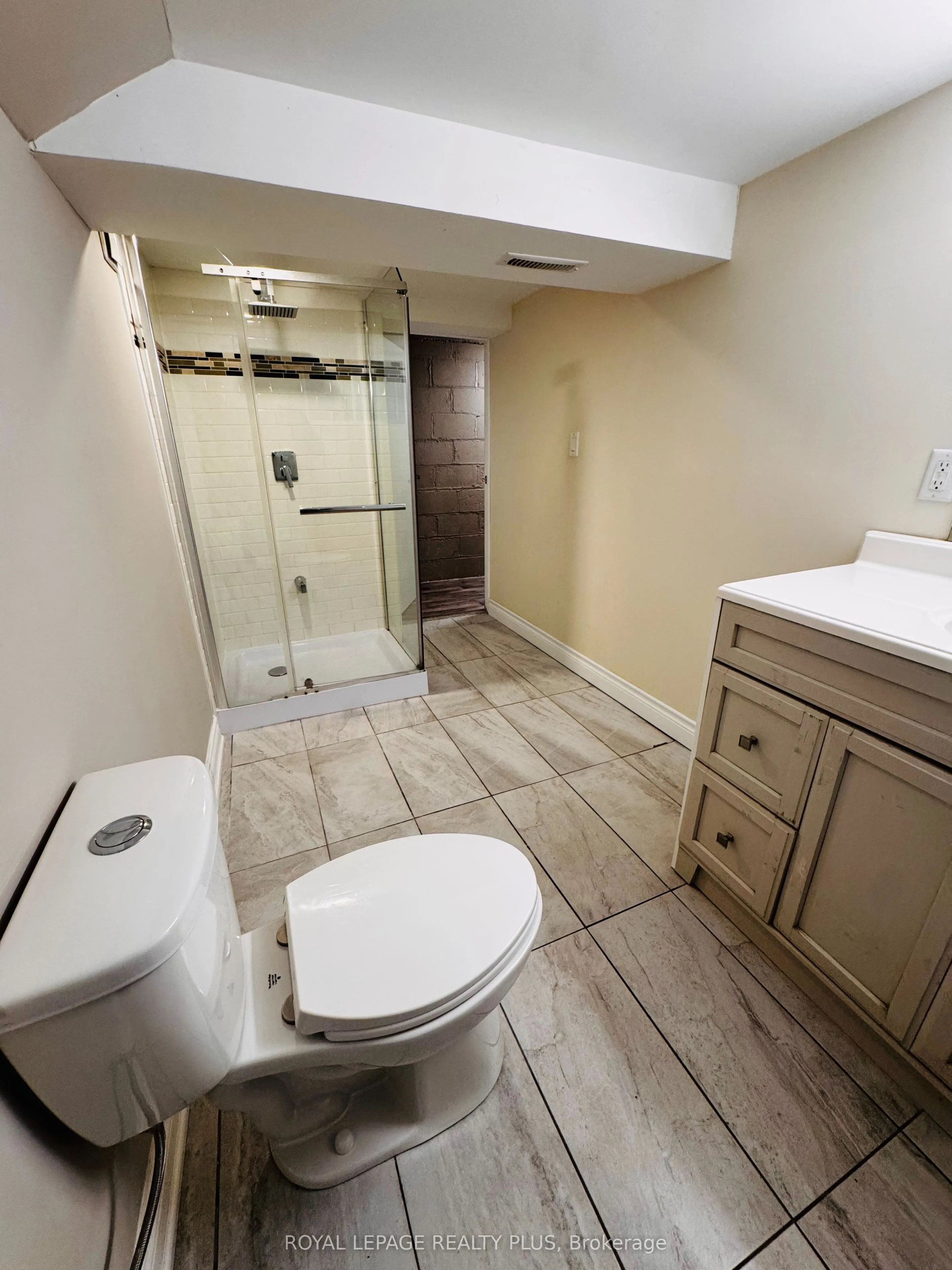 90 Ontario Avenue, #BSMT