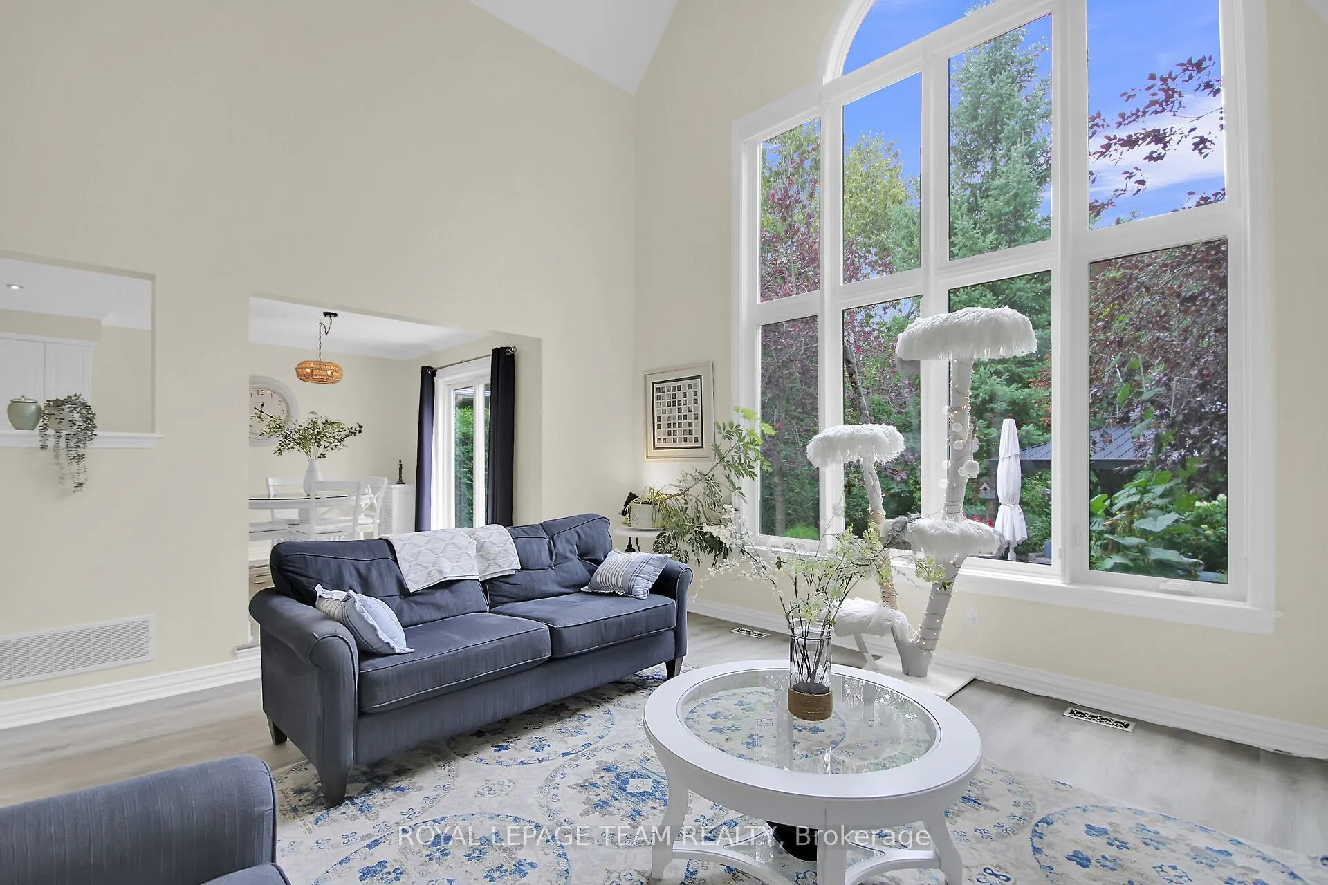 17 Forest Creek Drive