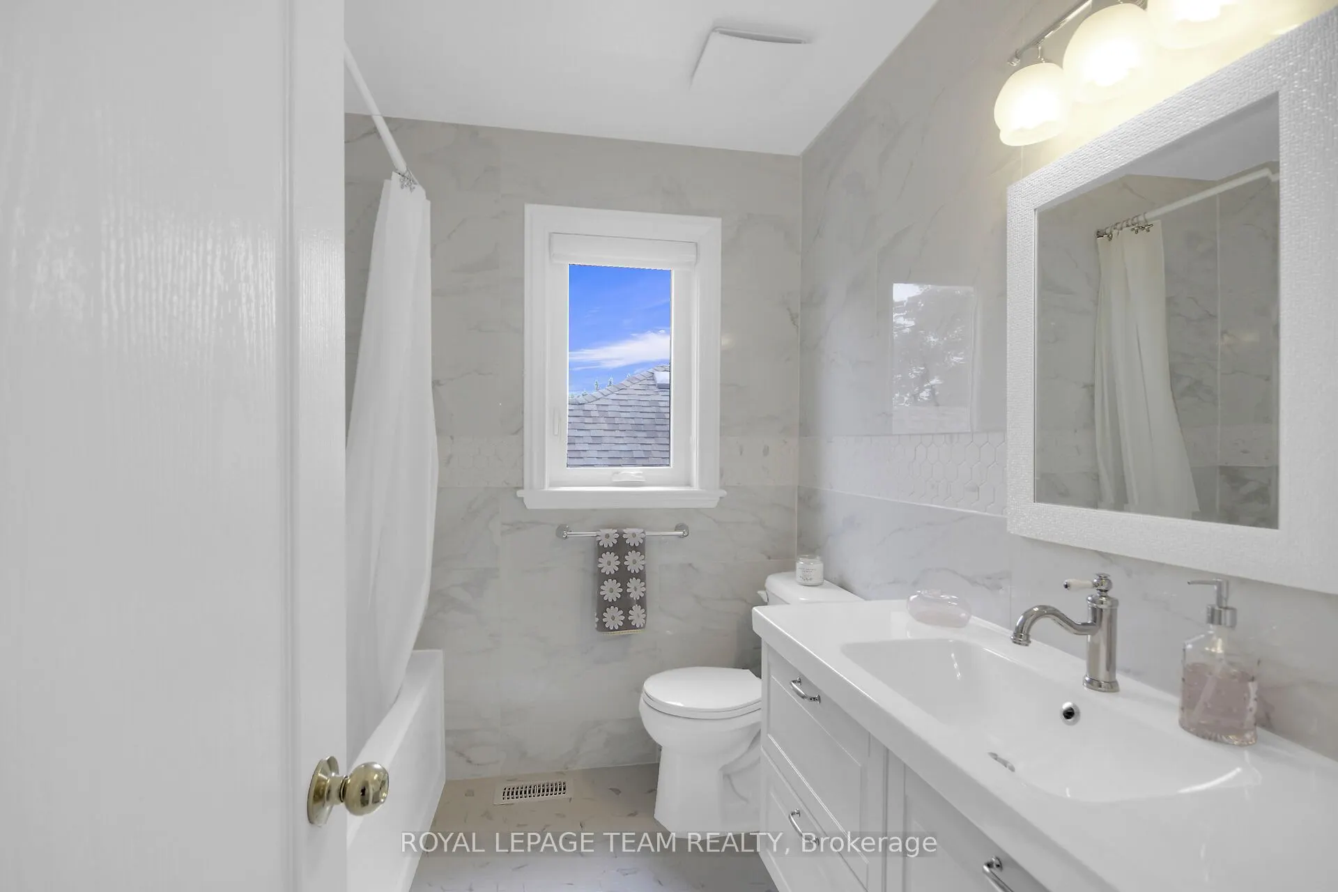 17 Forest Creek Drive