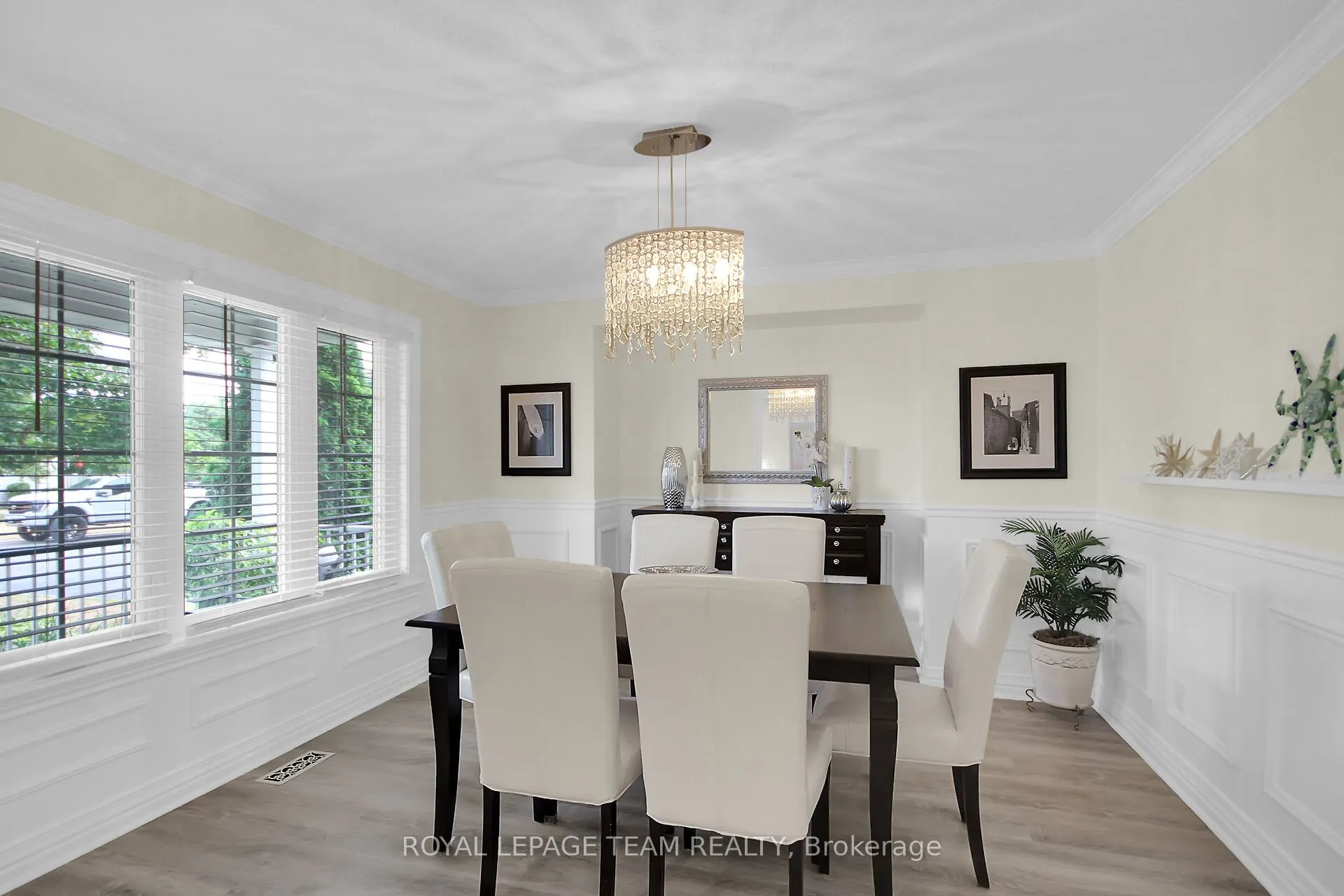 17 Forest Creek Drive