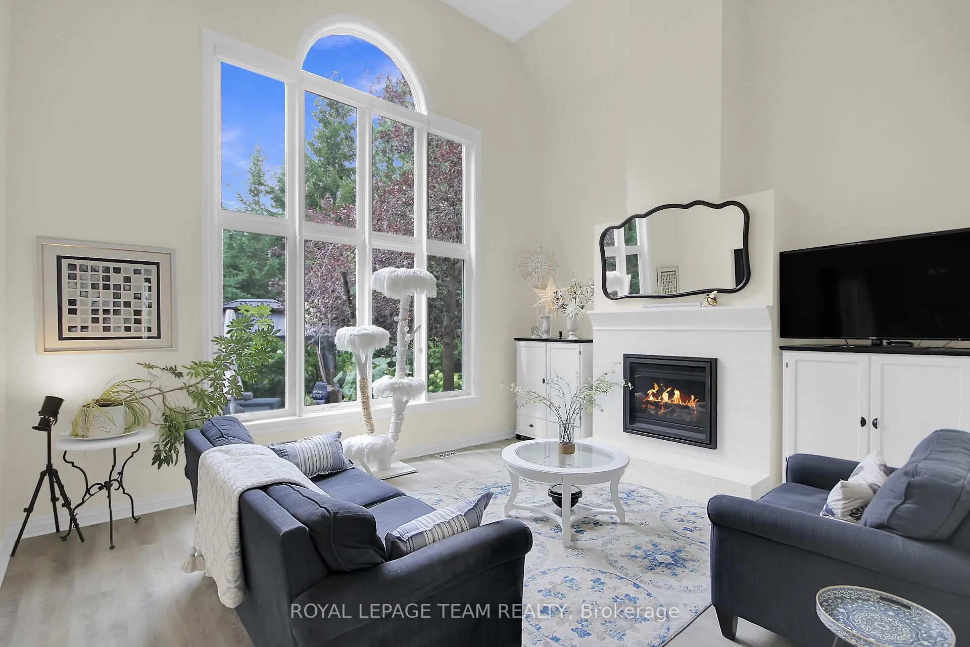 17 Forest Creek Drive