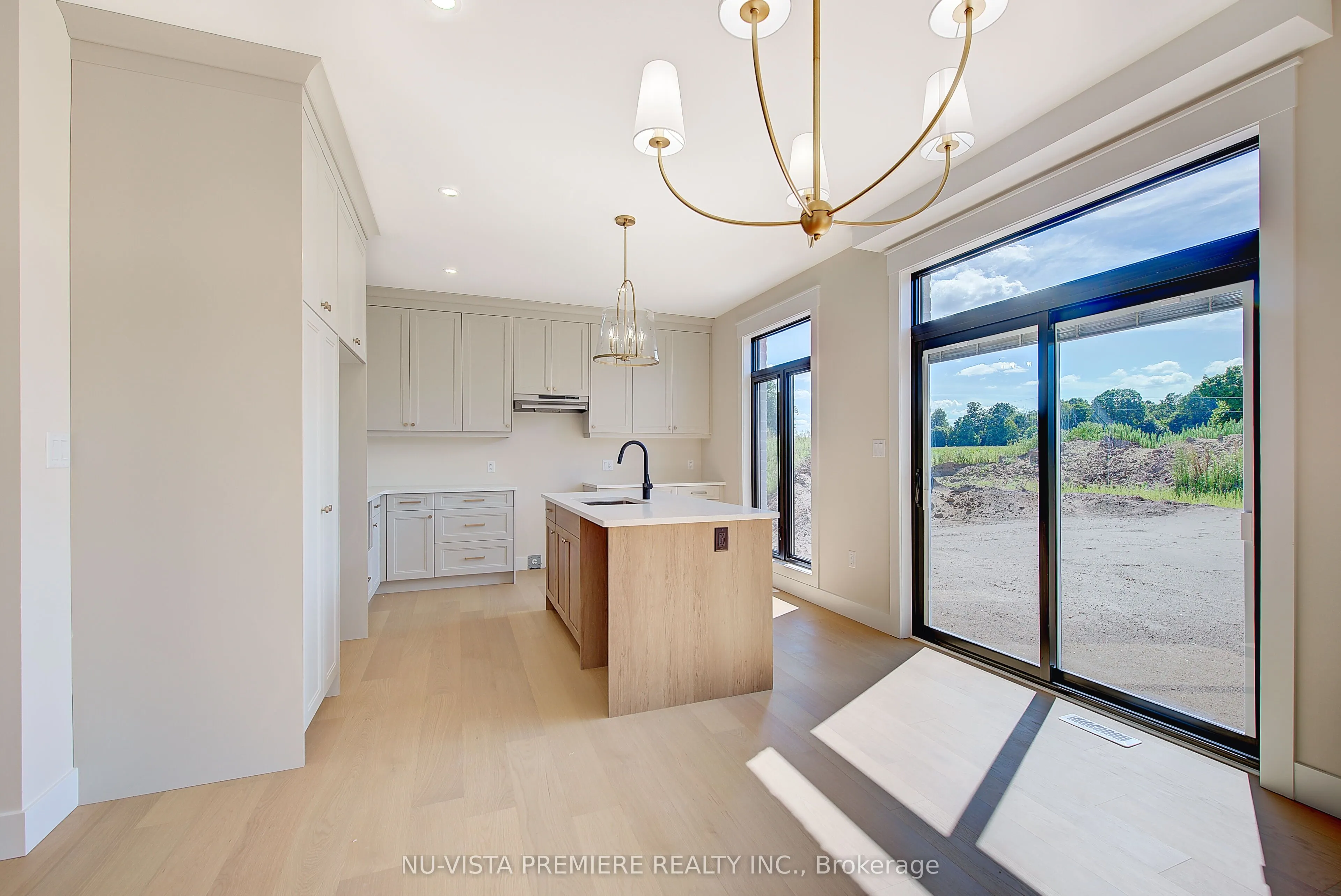 121 Harvest Lane