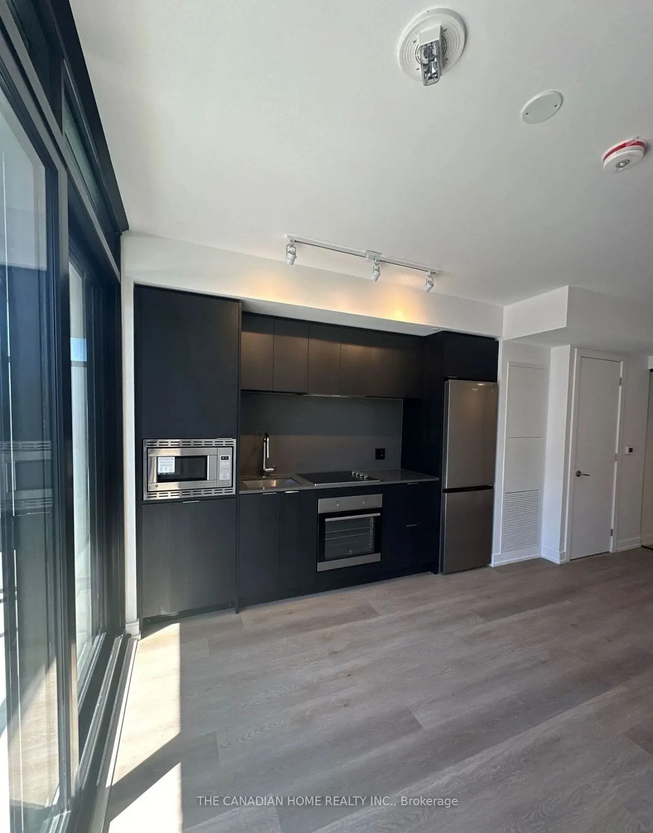 1 Jarvis Street, #407