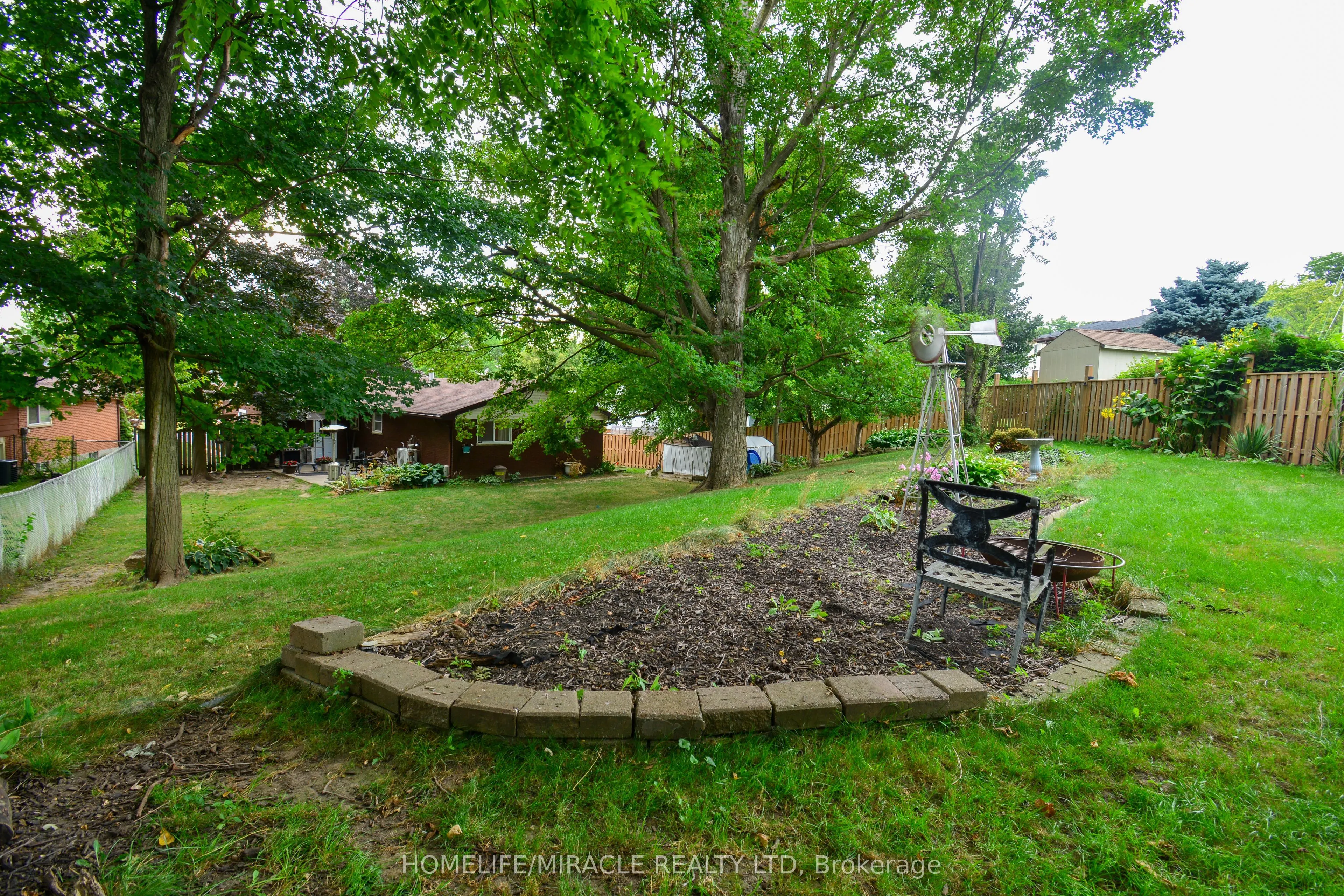 36 Arrowhead Place