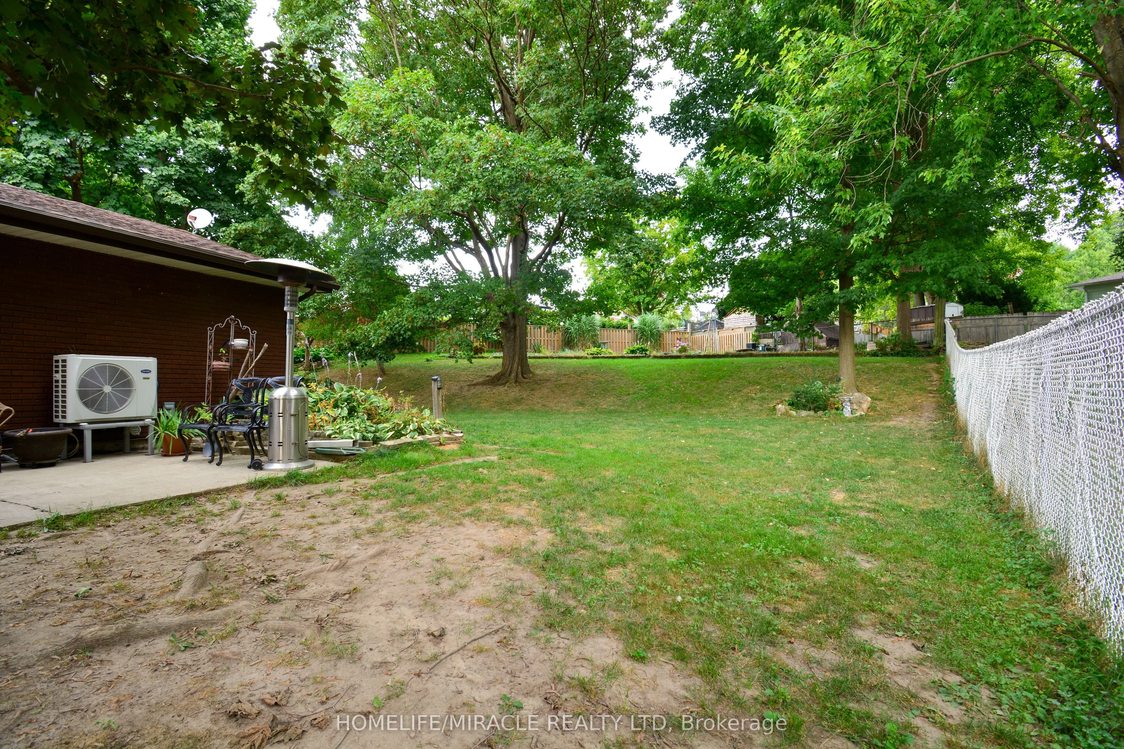 36 Arrowhead Place