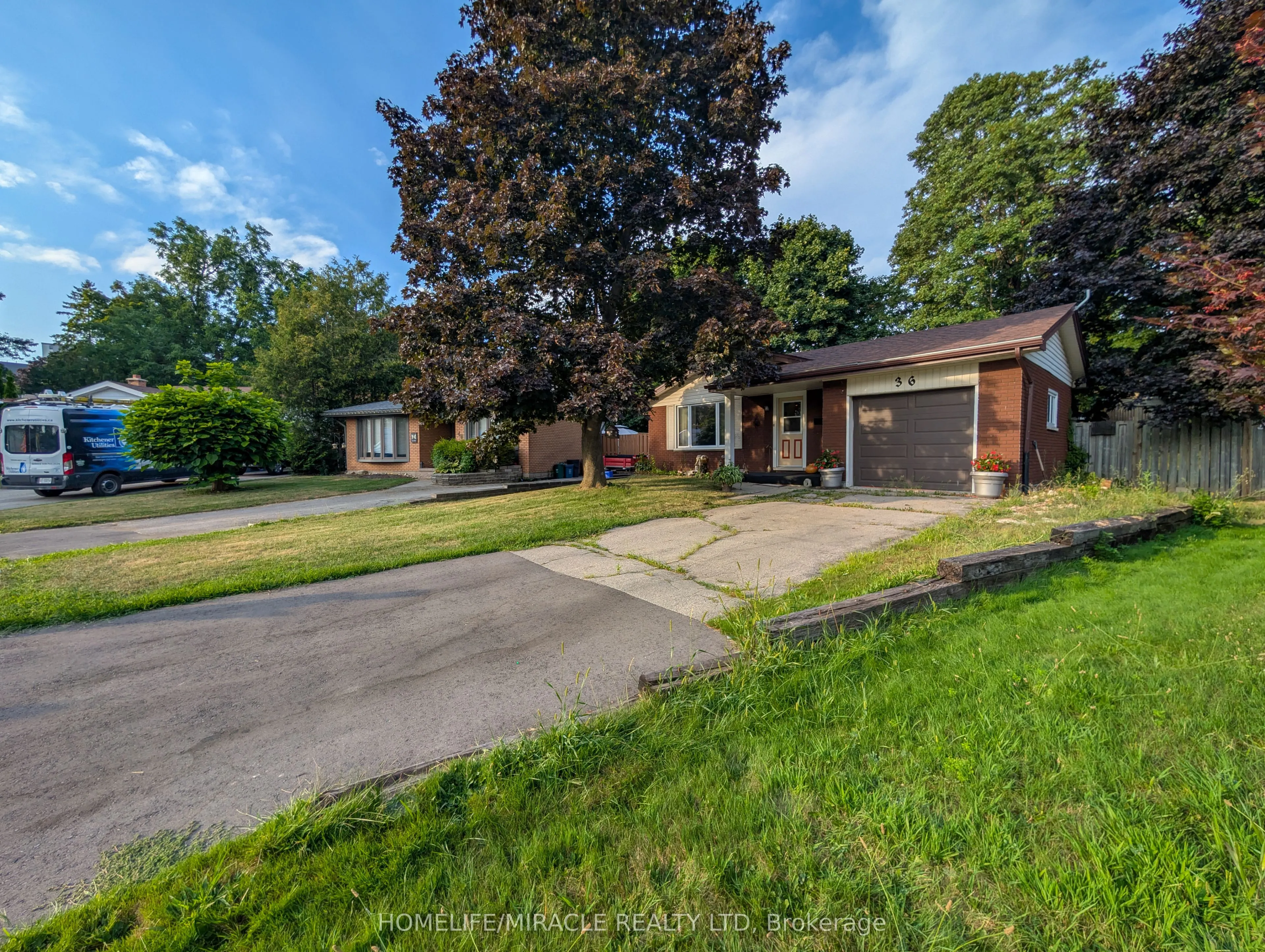 36 Arrowhead Place