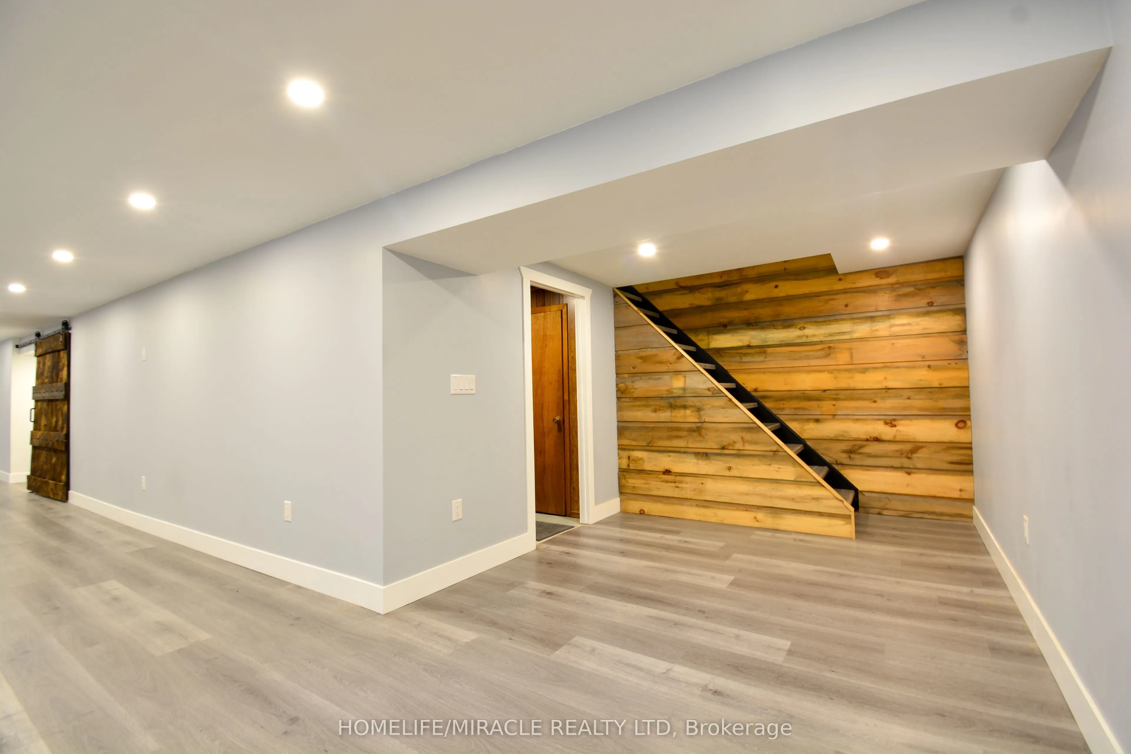 36 Arrowhead Place